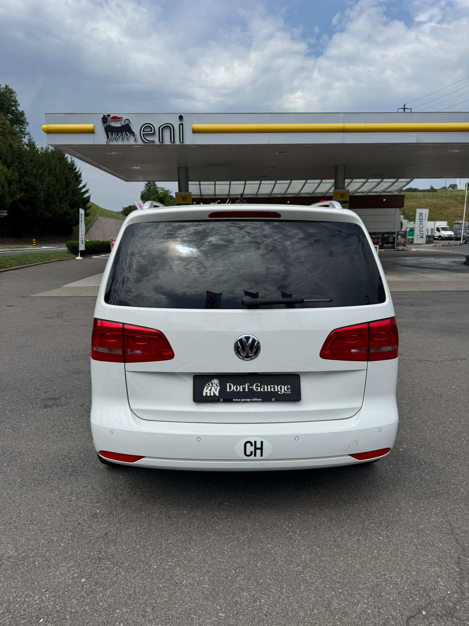 VW Touran 2.0 TDI Highline DSG-image-5