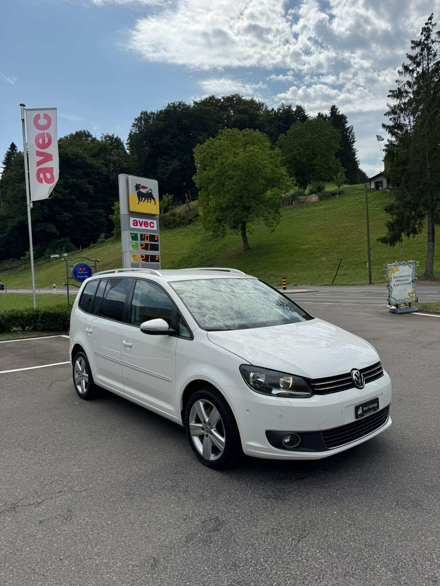 VW Touran 2.0 TDI Highline DSG-image-0