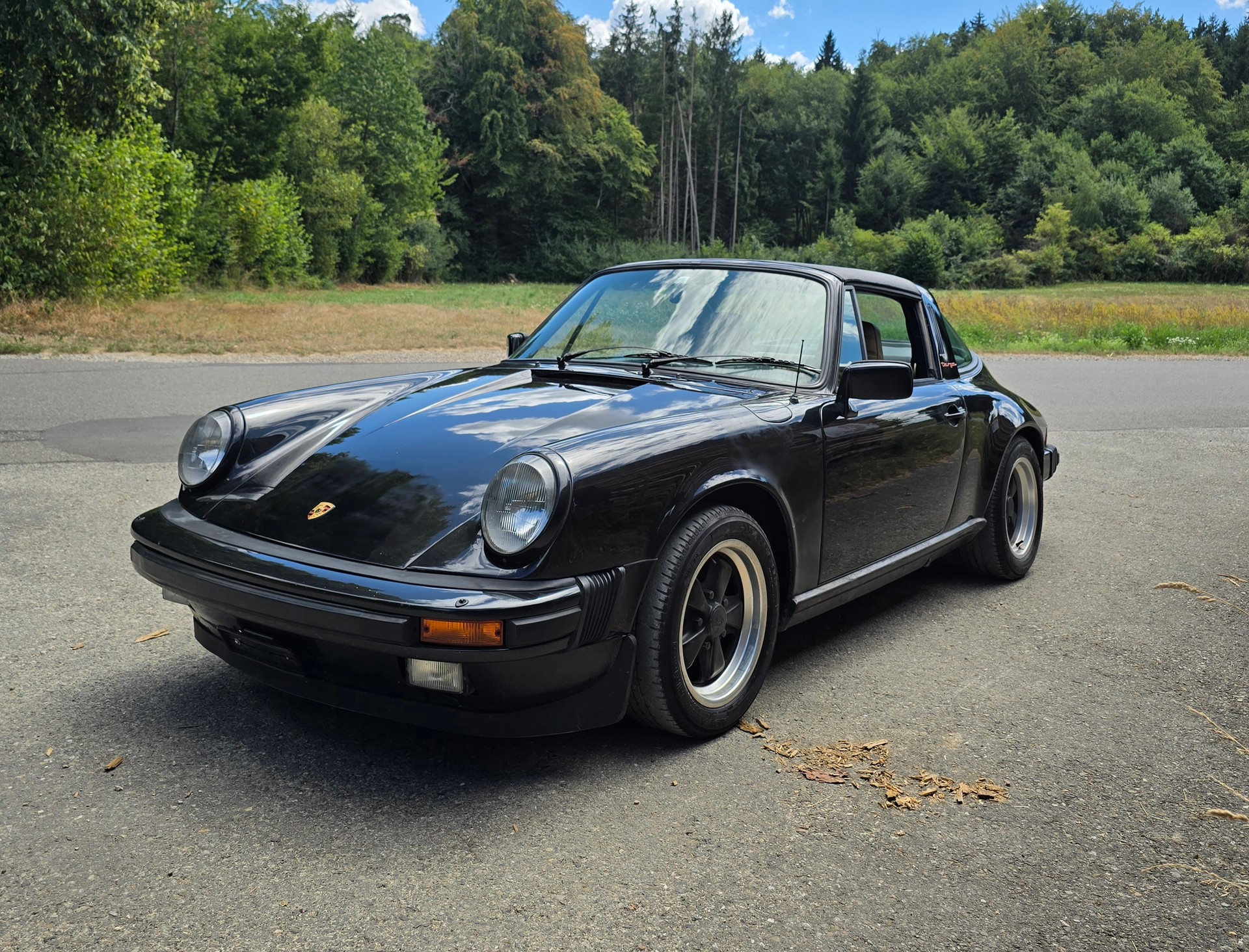 PORSCHE 911 SC Targa-image-0