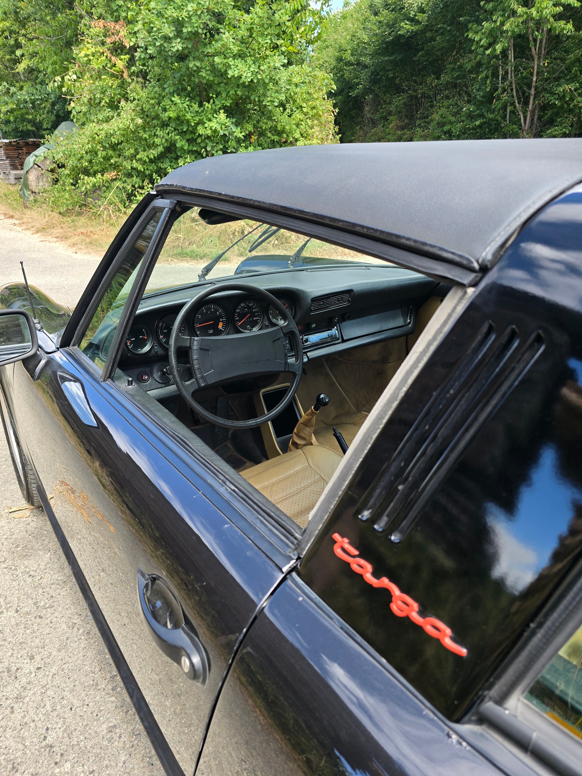 PORSCHE 911 SC Targa-image-7