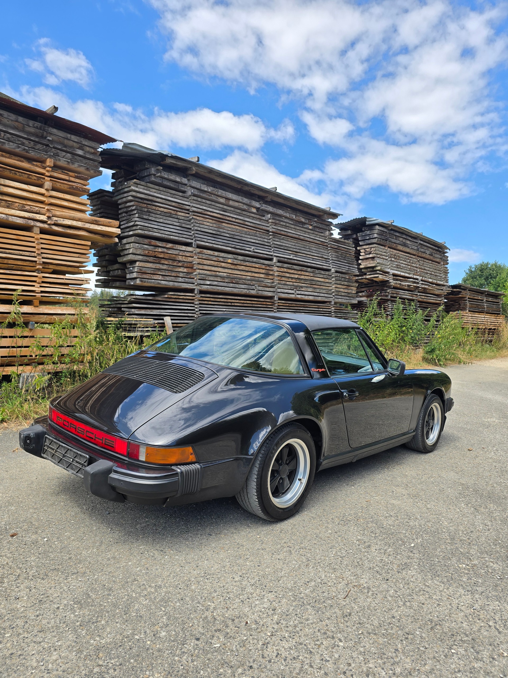 PORSCHE 911 SC Targa-image-4