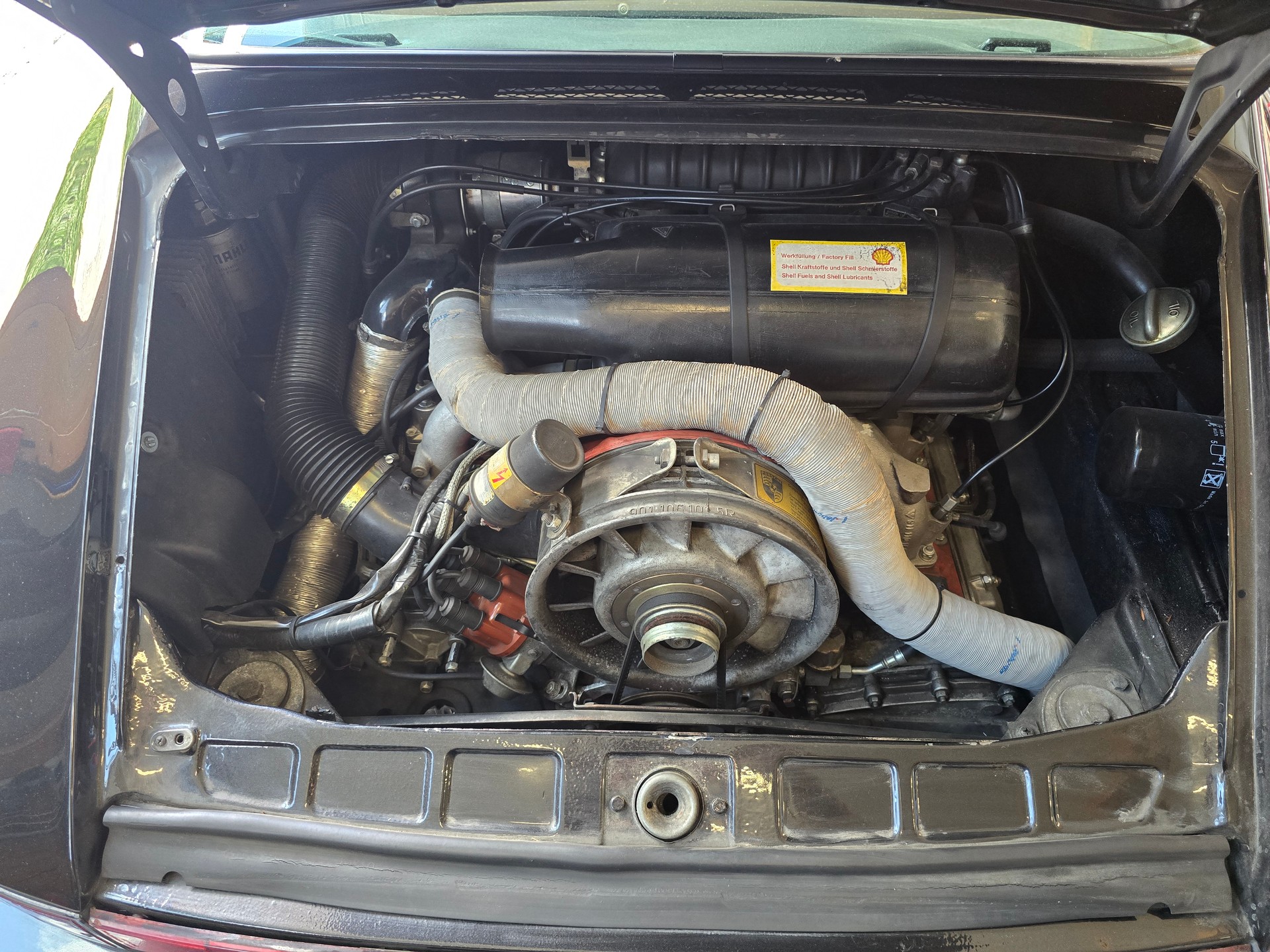 PORSCHE 911 SC Targa-image-12