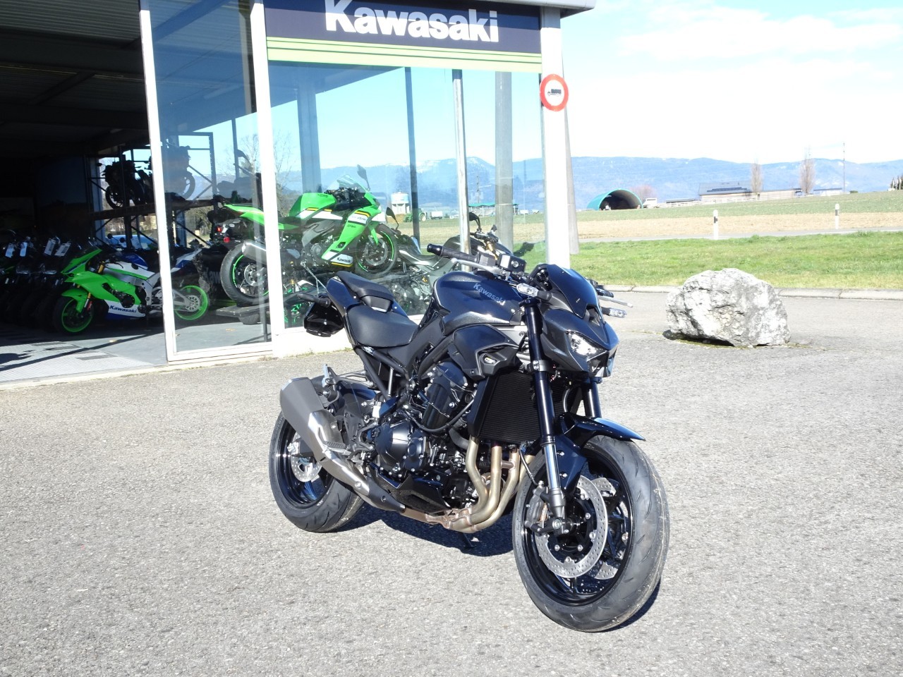 KAWASAKI Z 900 (35kW)-showroom-element-1