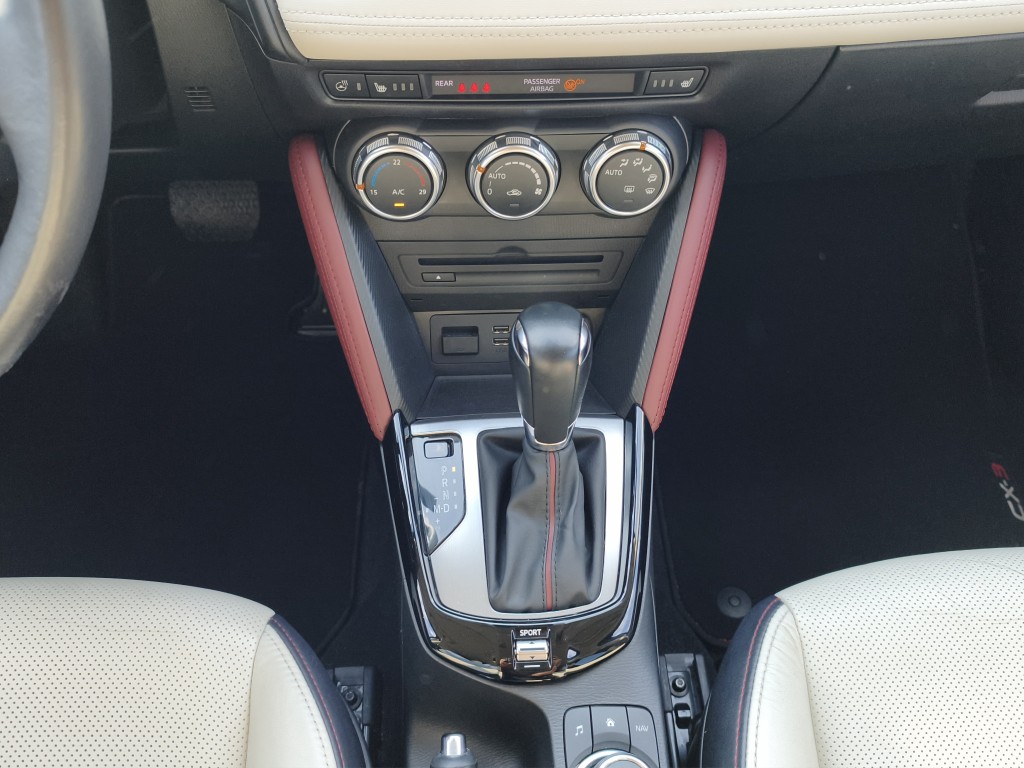 MAZDA CX-3 2.0 Revolution AWD AT LW-image-11