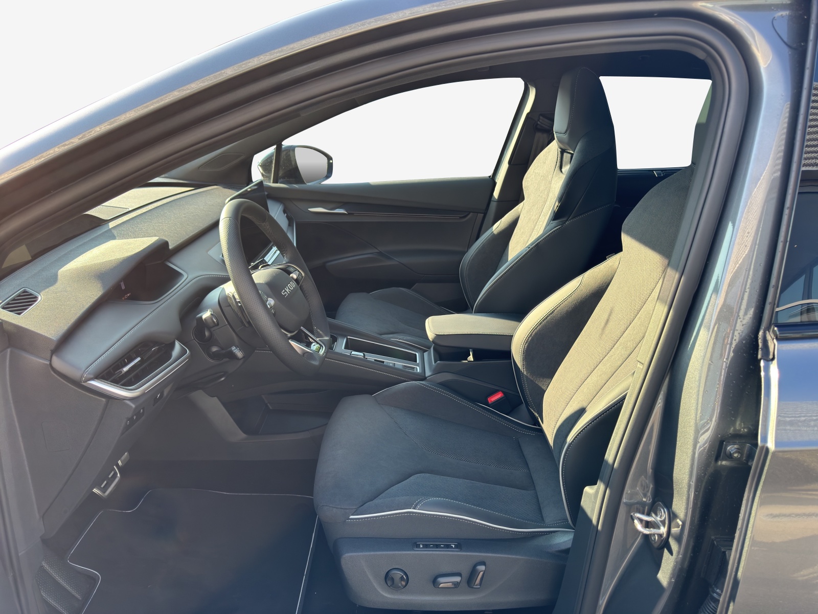 SKODA Enyaq 85x Sportline 4x4-image-7