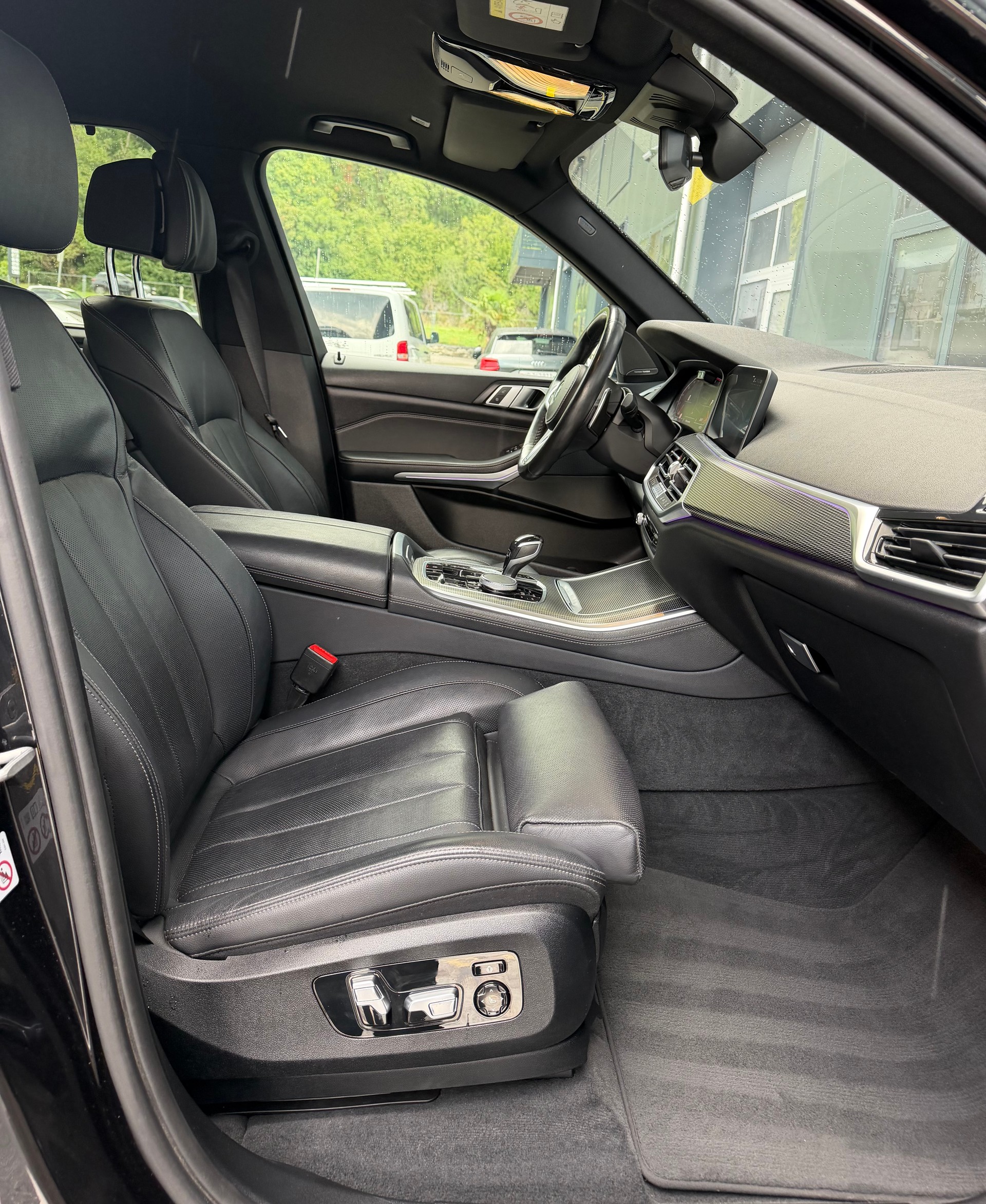 BMW X5 xDrive 30d Pack-M 7 Place Steptronic-image-11