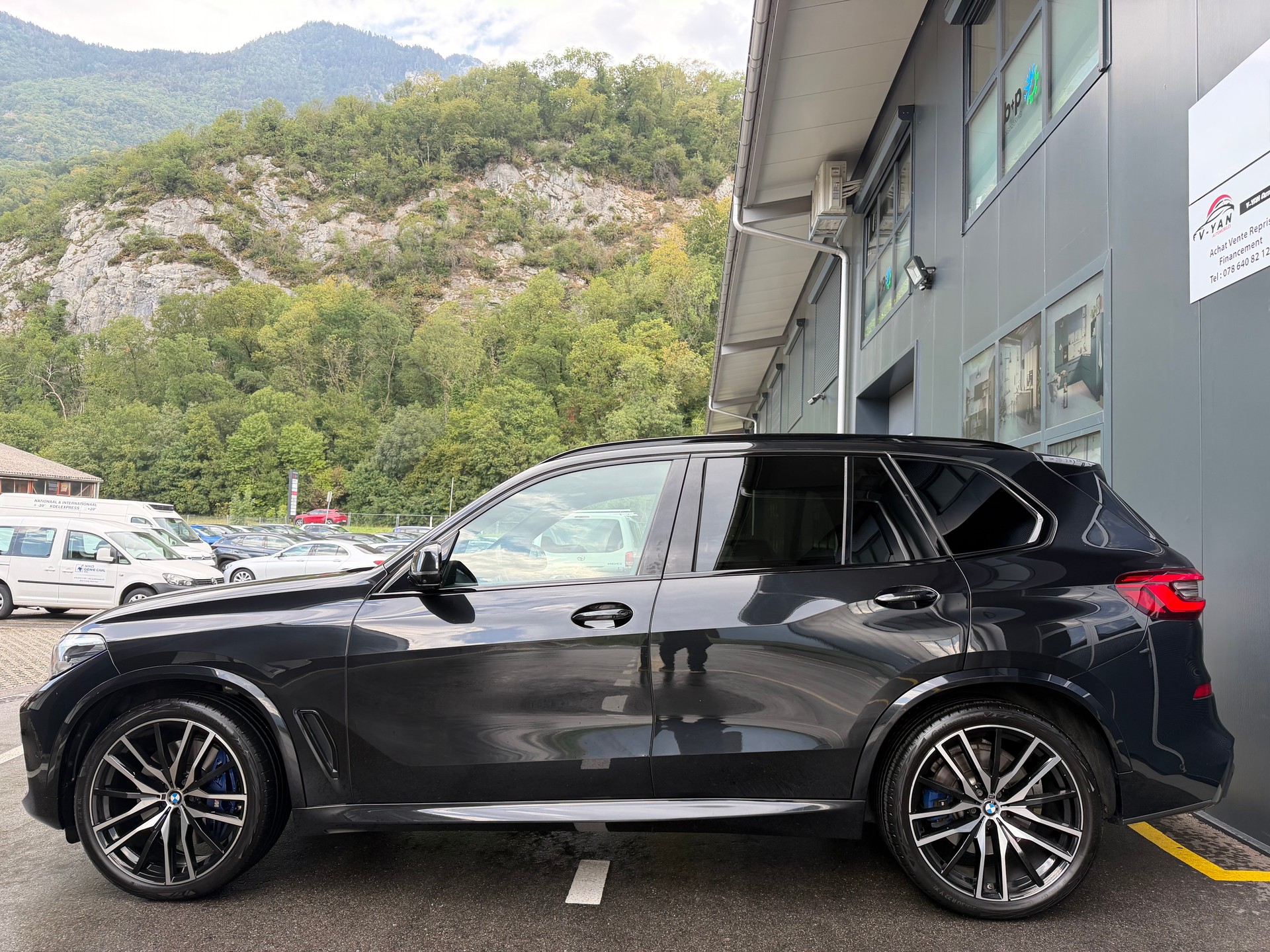 BMW X5 xDrive 30d Pack-M 7 Place Steptronic-image-3
