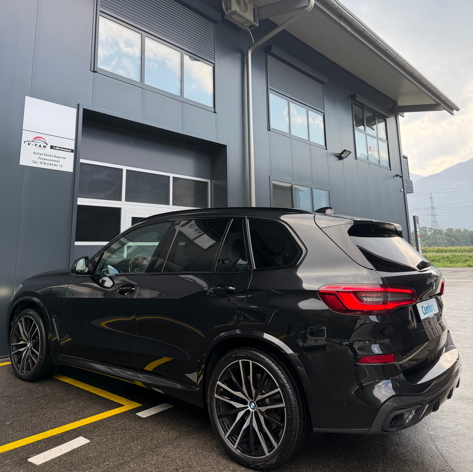 BMW X5 xDrive 30d Pack-M 7 Place Steptronic-image-4