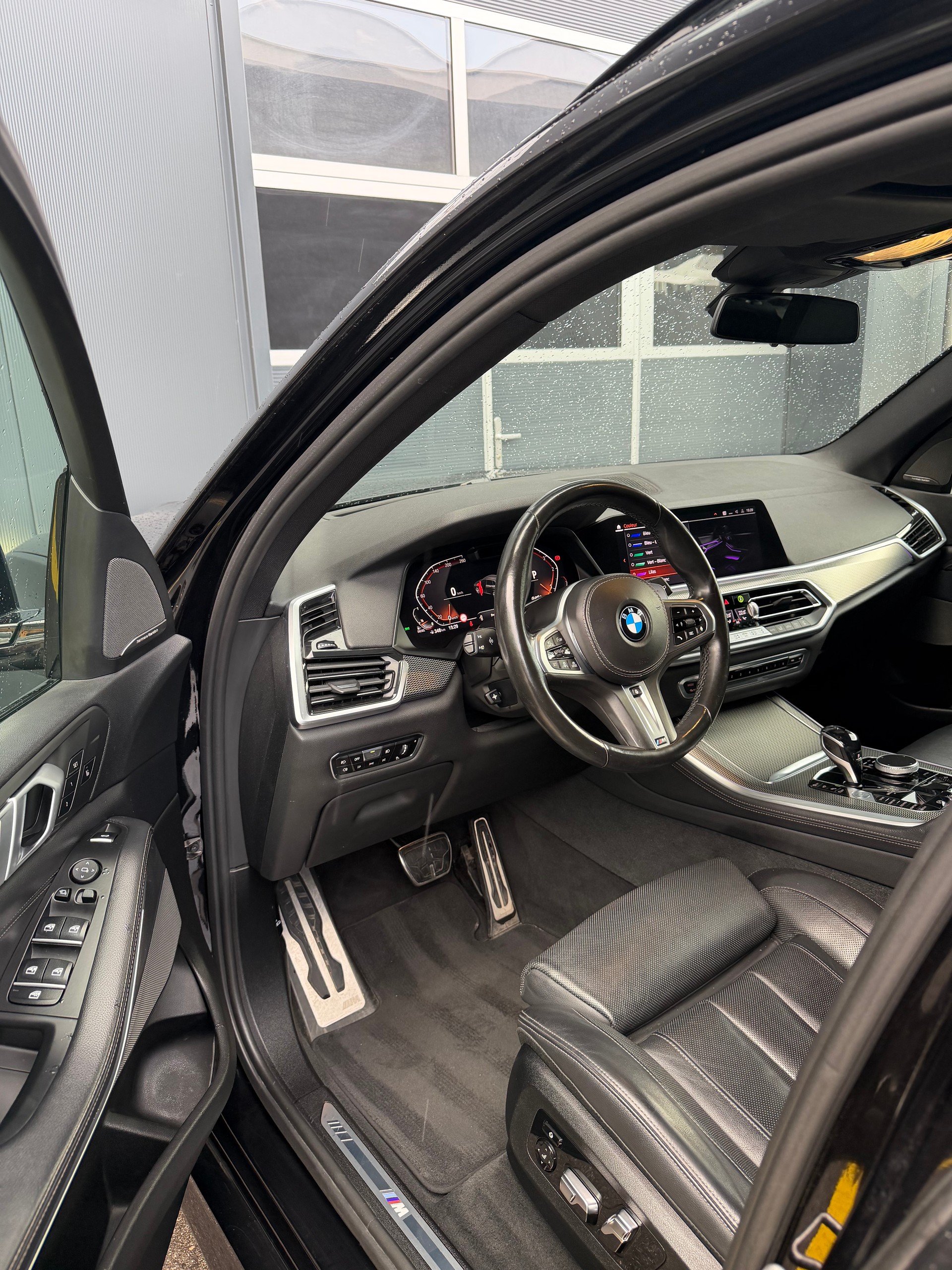 BMW X5 xDrive 30d Pack-M 7 Place Steptronic-image-15