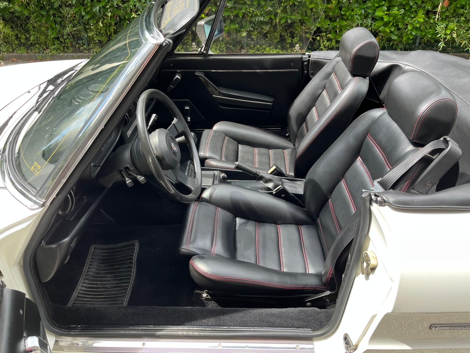 ALFA ROMEO Spider 2.0 (Veloce)-image-6