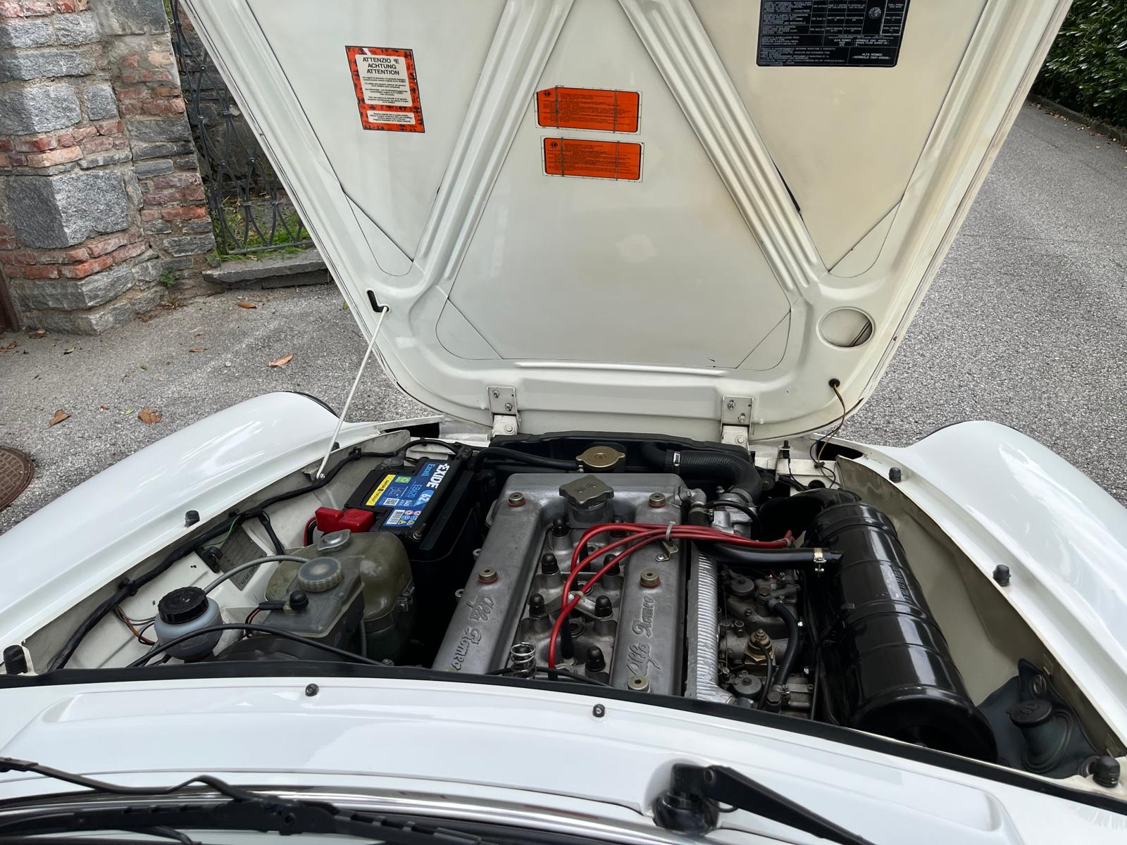 ALFA ROMEO Spider 2.0 (Veloce)-image-7