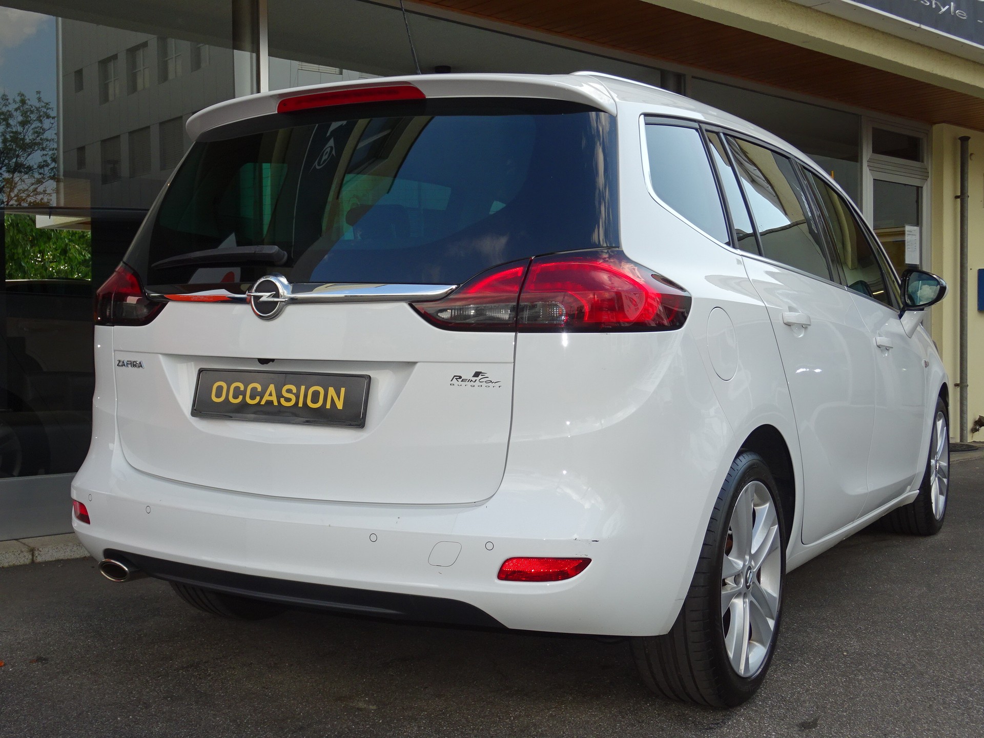 OPEL Zafira 1.6i Turbo Excellence Automatic-image-3