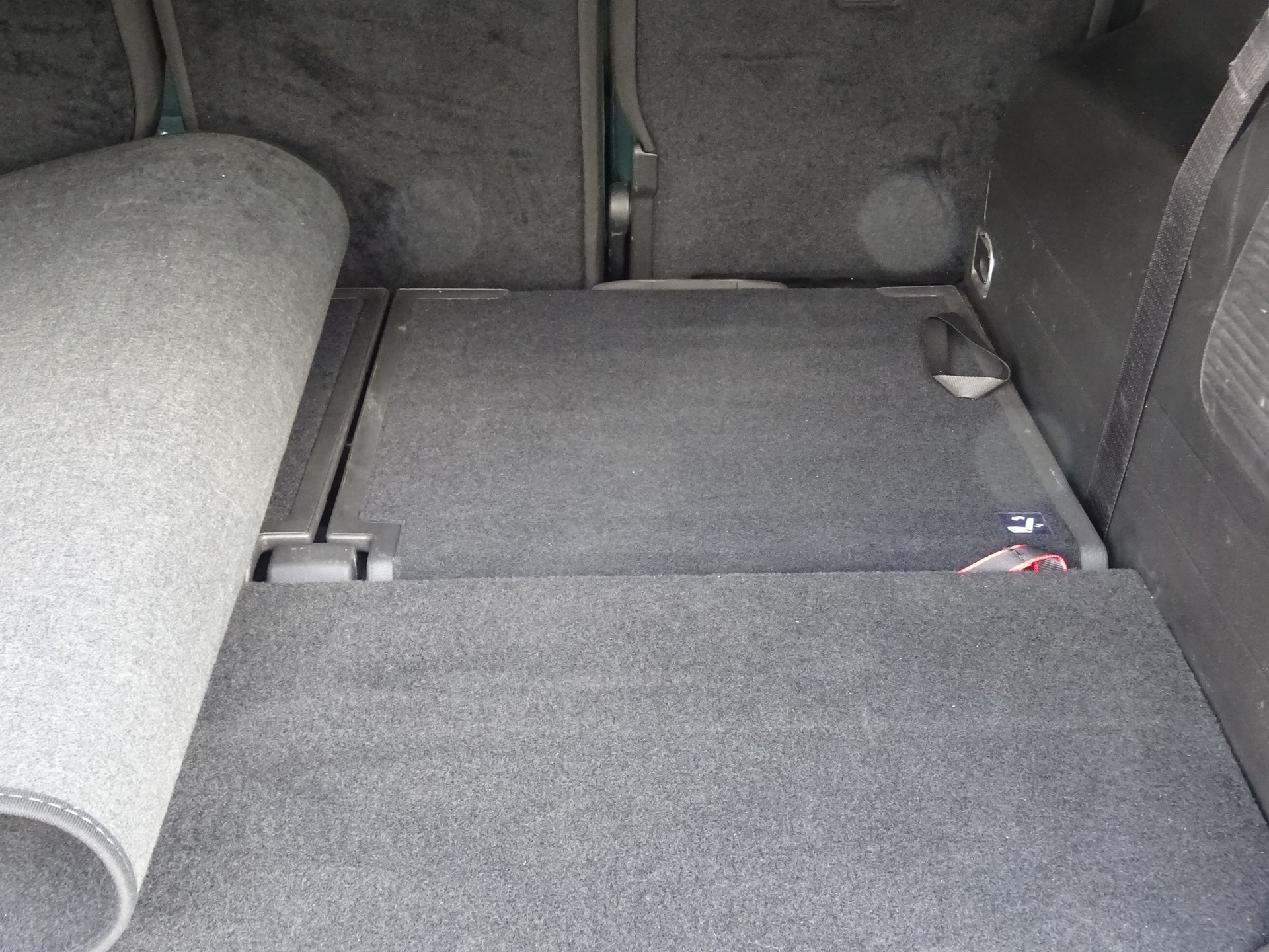 OPEL Zafira 1.6i Turbo Excellence Automatic-image-13