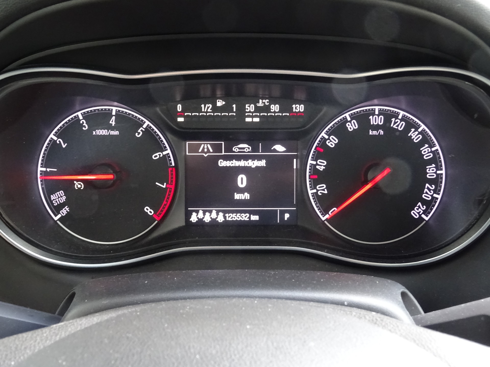OPEL Zafira 1.6i Turbo Excellence Automatic-image-11