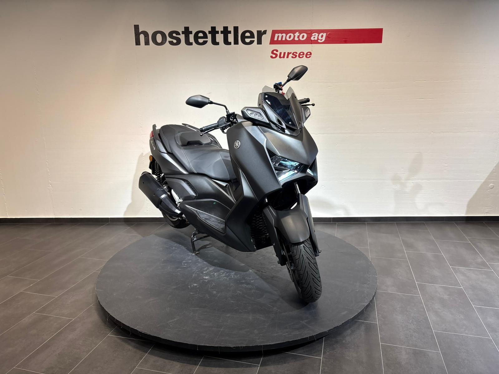 YAMAHA XMAX 300