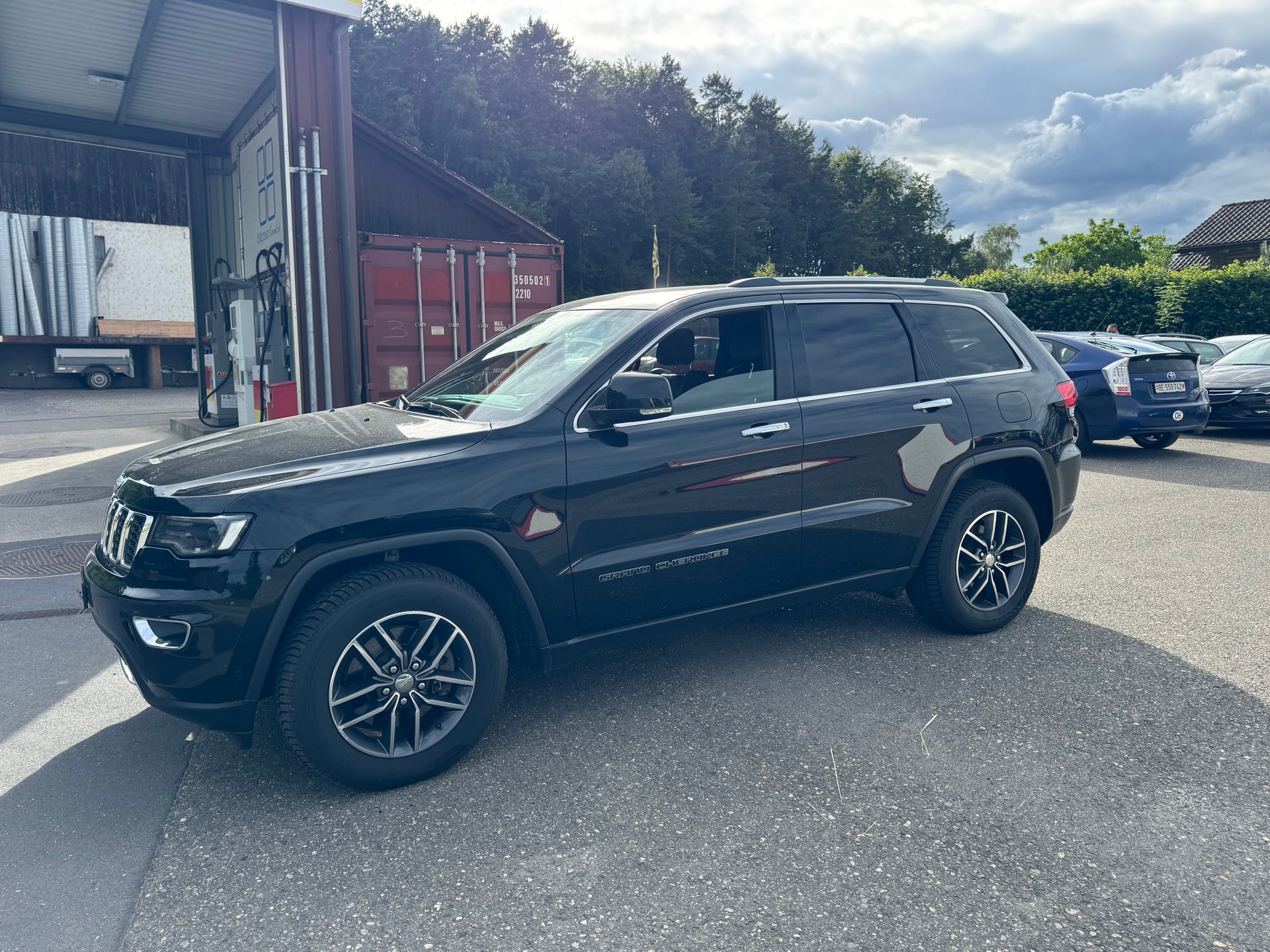 JEEP Grand Cherokee 3.0 CRD Summit Automatic-image-3