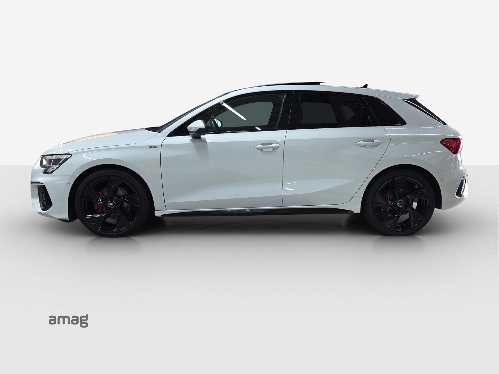 AUDI A3 Sportback 40 TFSI S line quattro S-tronic-image-1