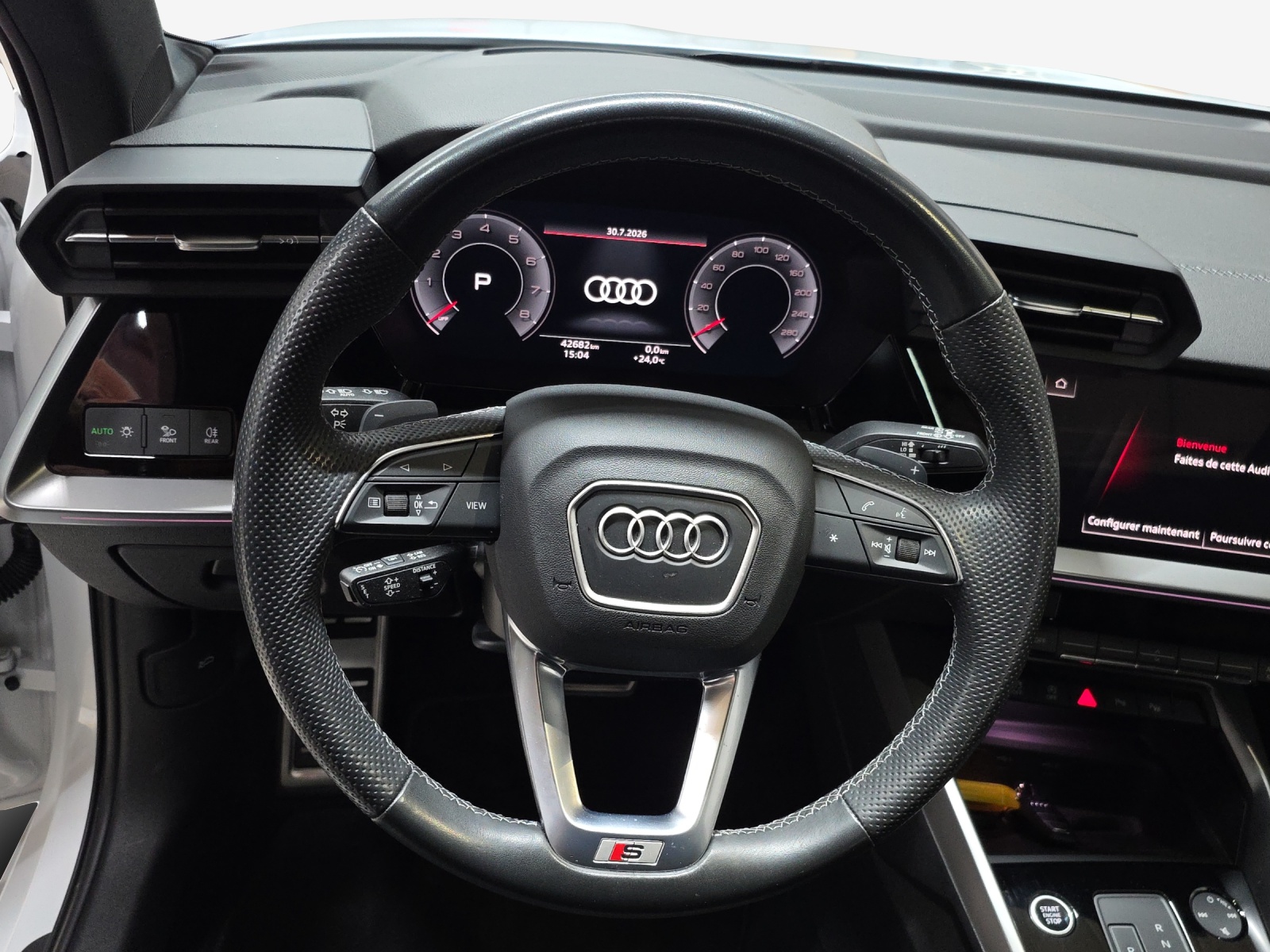 AUDI A3 Sportback 40 TFSI S line quattro S-tronic-image-9