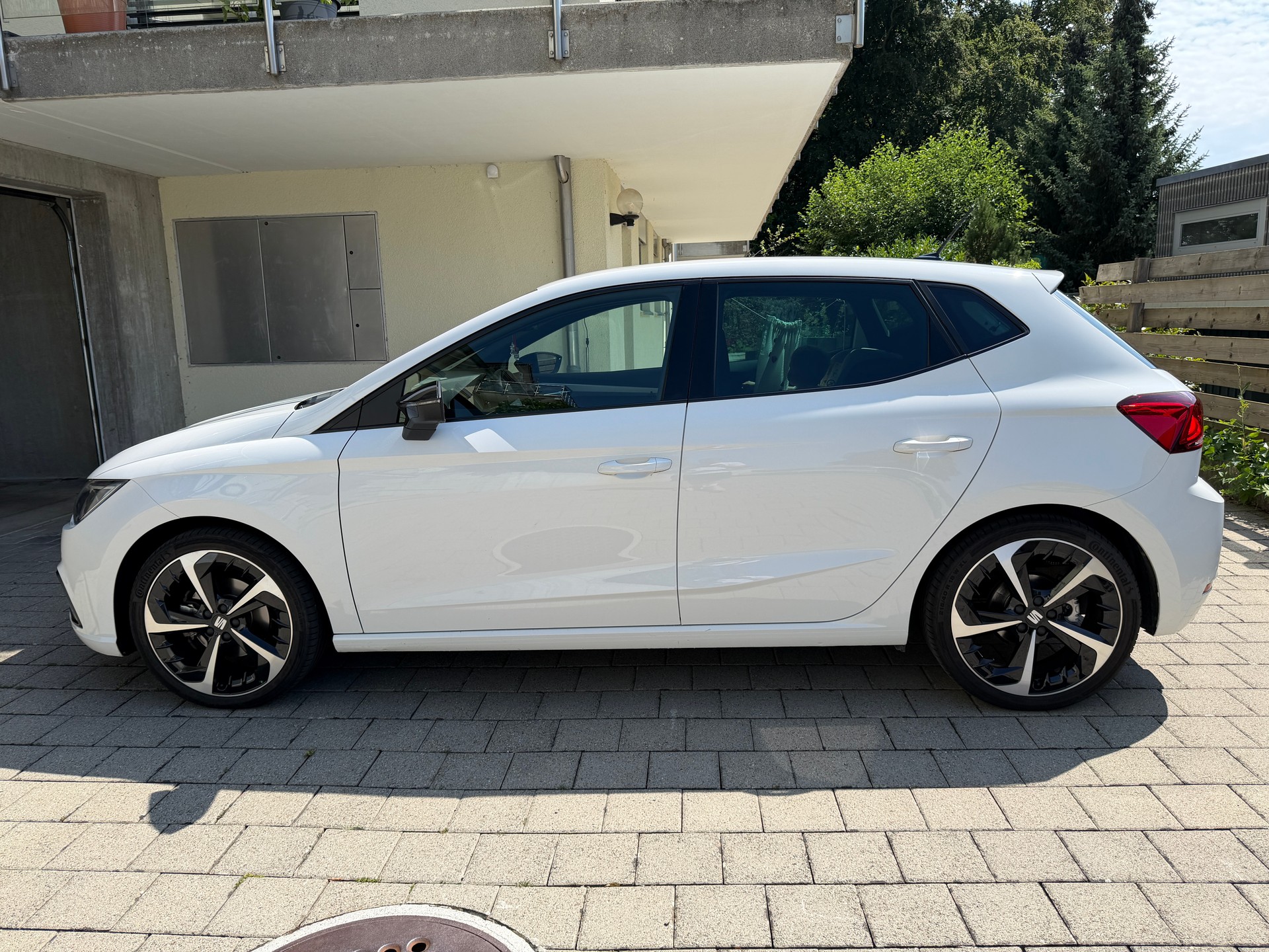 SEAT 1.0 TSI 110 Move FR-image-2