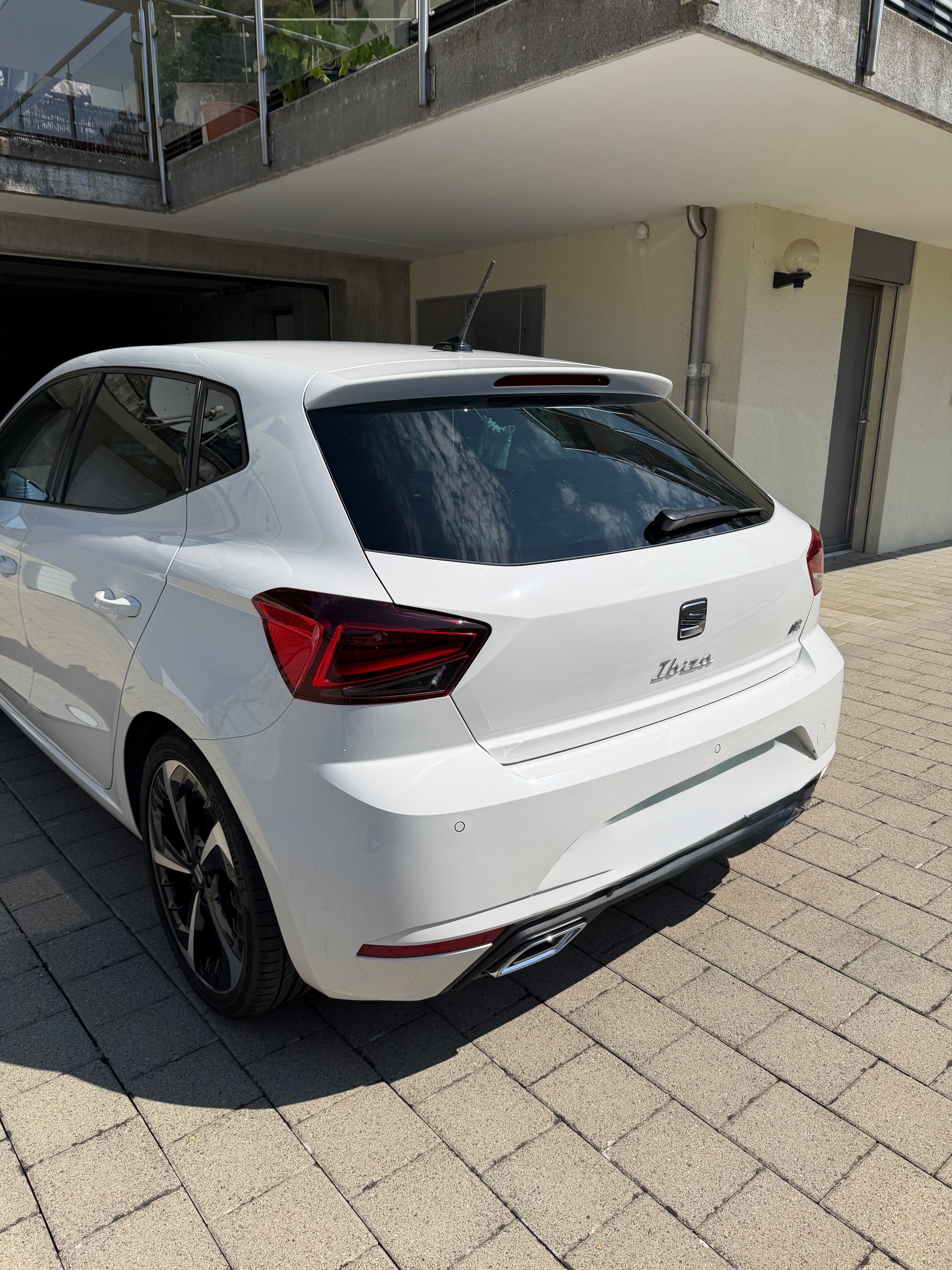 SEAT 1.0 TSI 110 Move FR-image-4