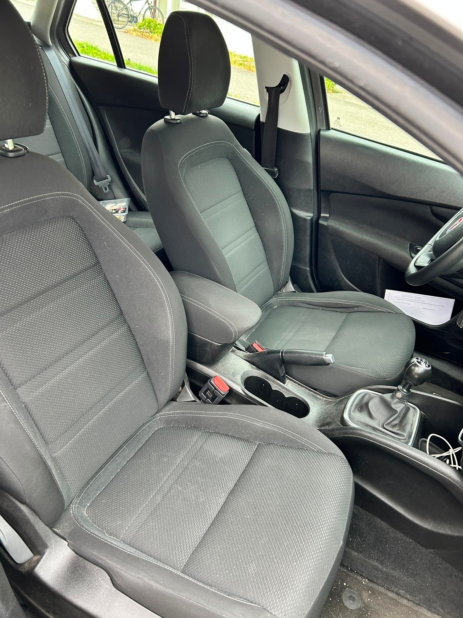FIAT Tipo 1.6MJ Station Wagon Lounge-image-9