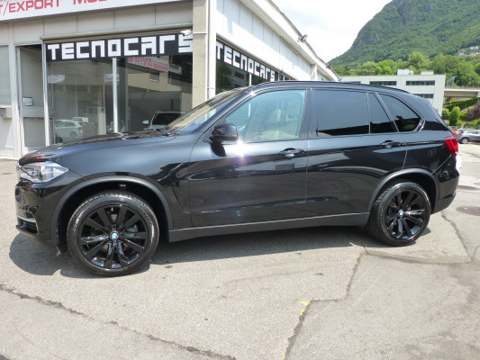 BMW X5 xDrive 30d-image-0