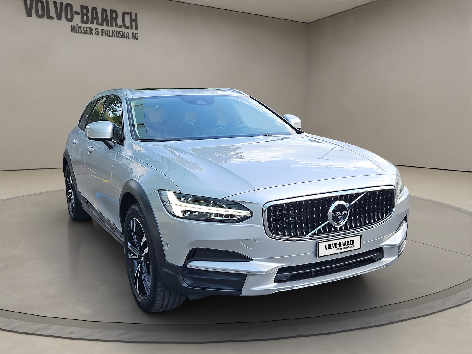 VOLVO V90 Cross Country 2.0 T5 Pro AWD-image-6