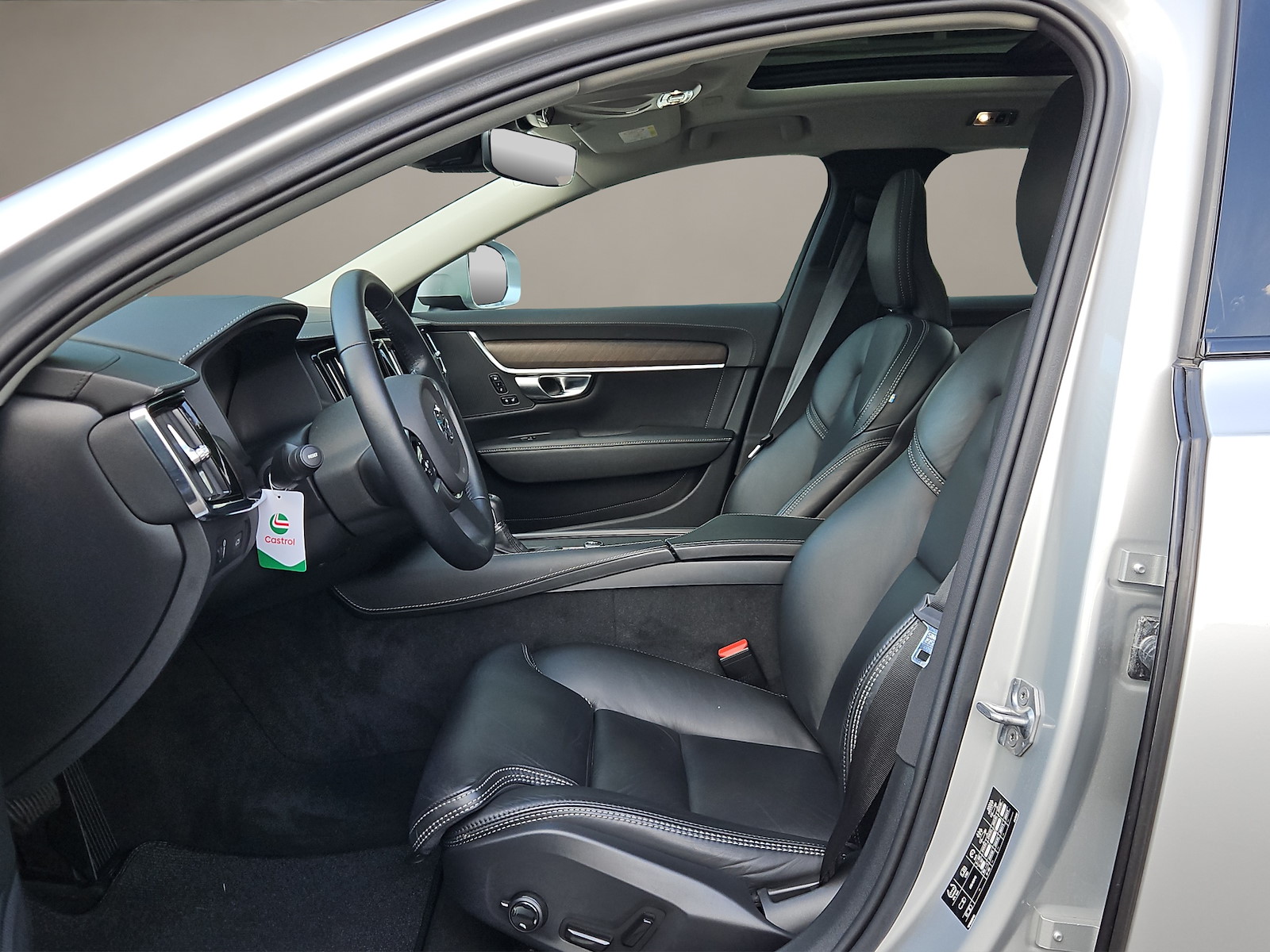 VOLVO V90 Cross Country 2.0 T5 Pro AWD-image-8