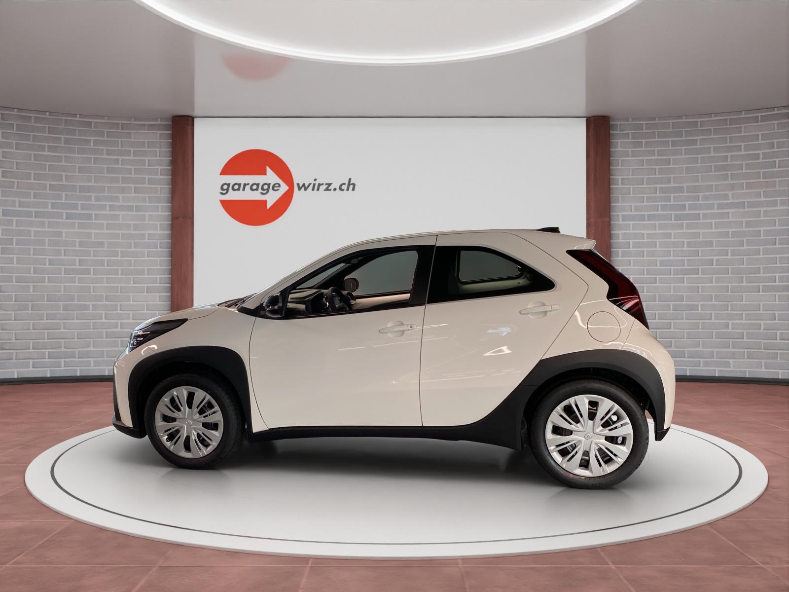 TOYOTA Aygo X 1.5 VVT-i HSD Comfort-image-1