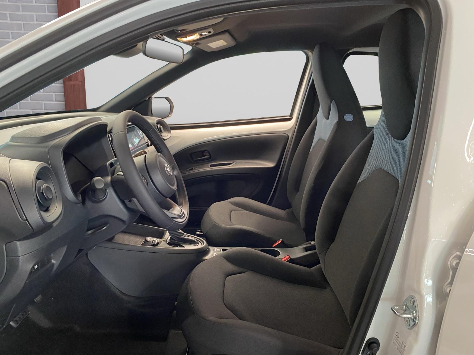 TOYOTA Aygo X 1.5 VVT-i HSD Comfort-image-7