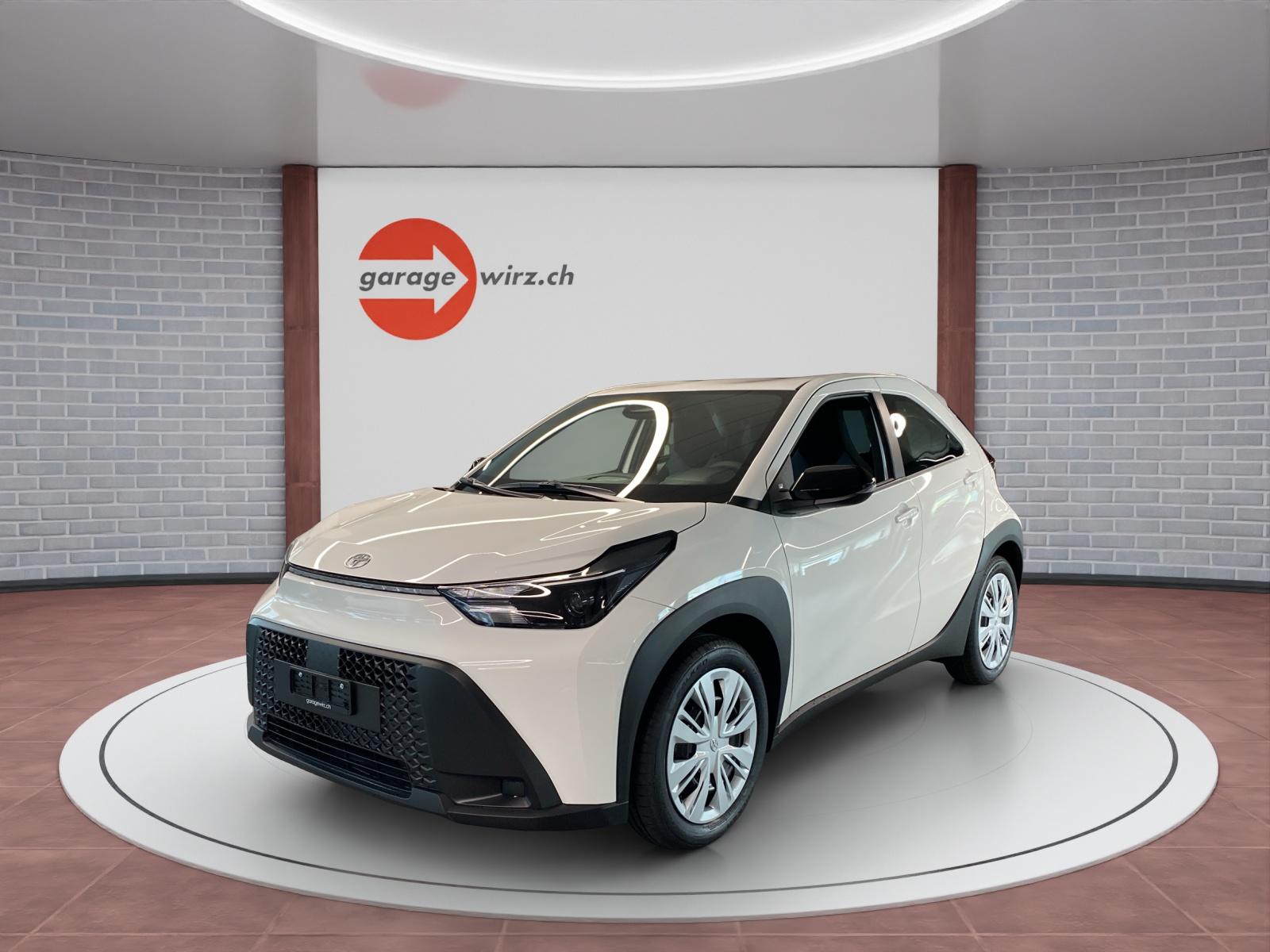 TOYOTA Aygo X 1.5 VVT-i HSD Comfort-image-0