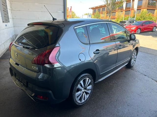 PEUGEOT 3008 1.6 16V T Style Tiptronic-image-2