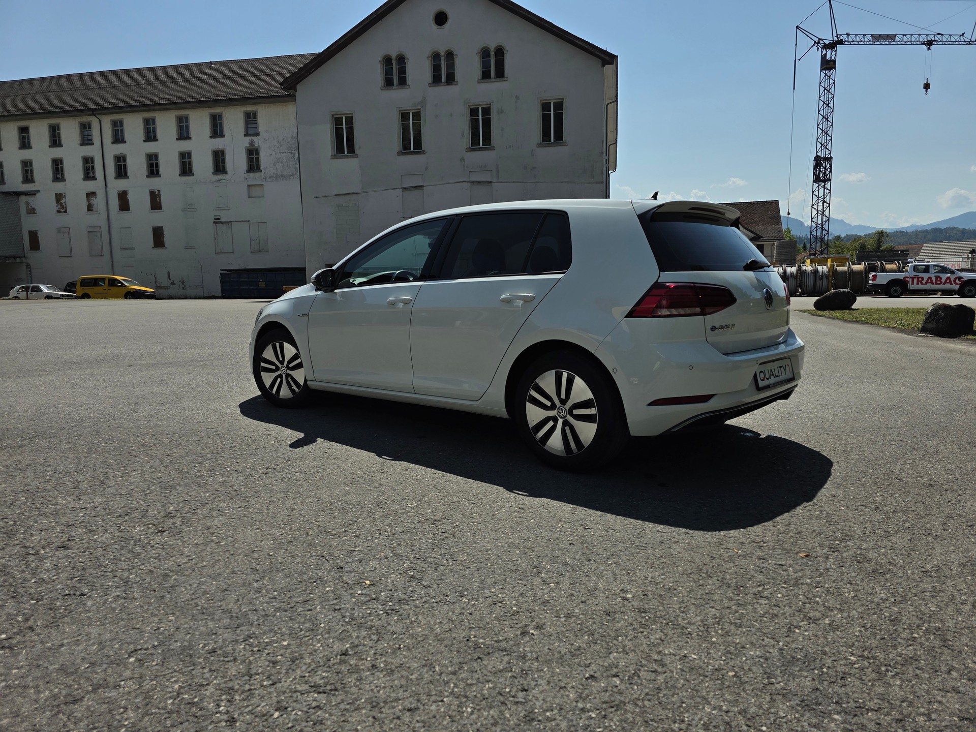VW e-Golf-image-15