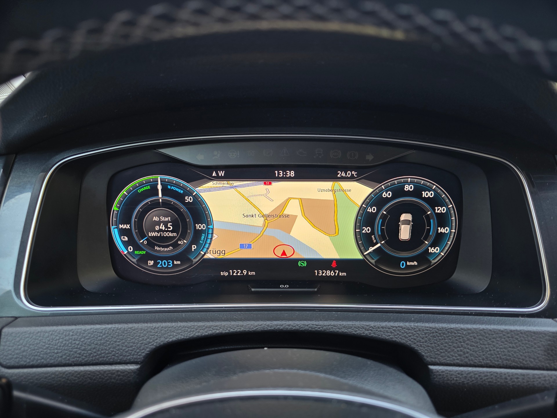 VW e-Golf-image-27