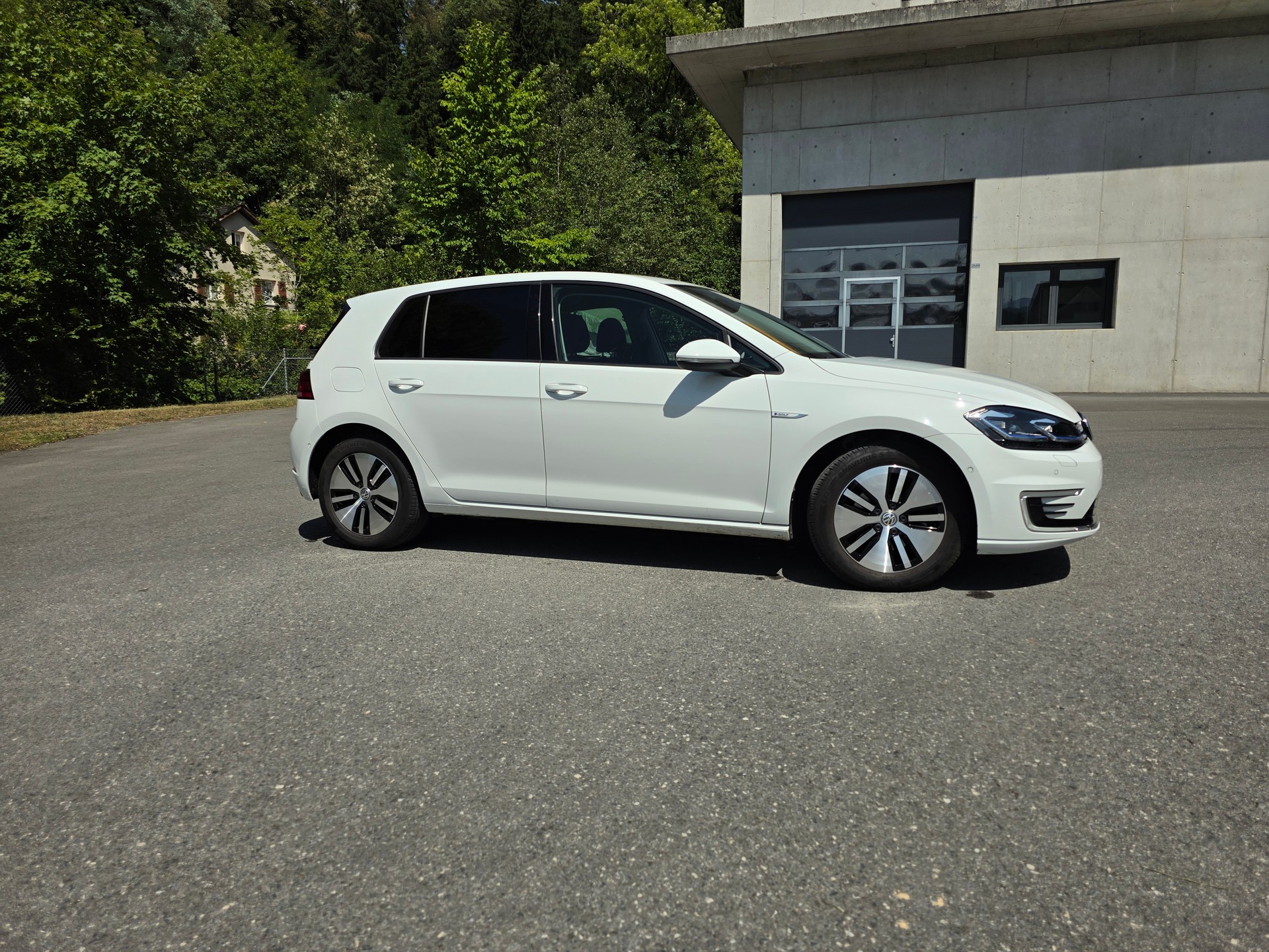 VW e-Golf-image-9