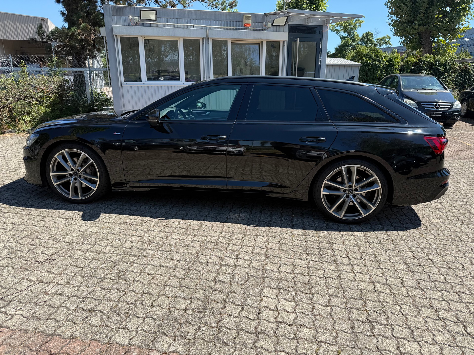 AUDI A6 Avant 50 TDI Sport quattro tiptronic S line innen und aussen-image-7