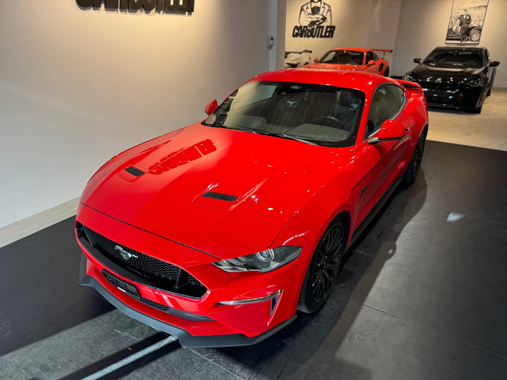 FORD Mustang Fastback 5.0 V8 GT Automat RACE RED 🚀 399.- pro Monat!-image-3