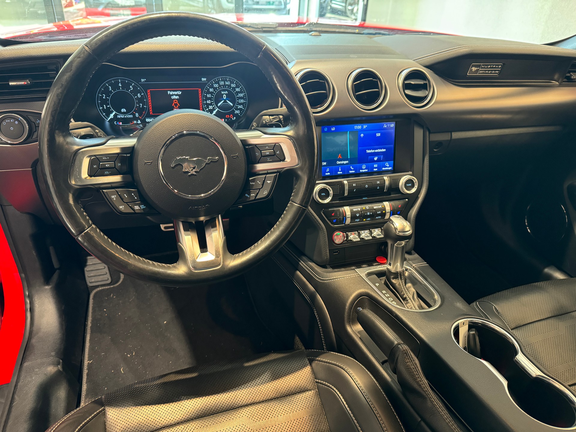 FORD Mustang Fastback 5.0 V8 GT Automat RACE RED 🚀 399.- pro Monat!-image-9