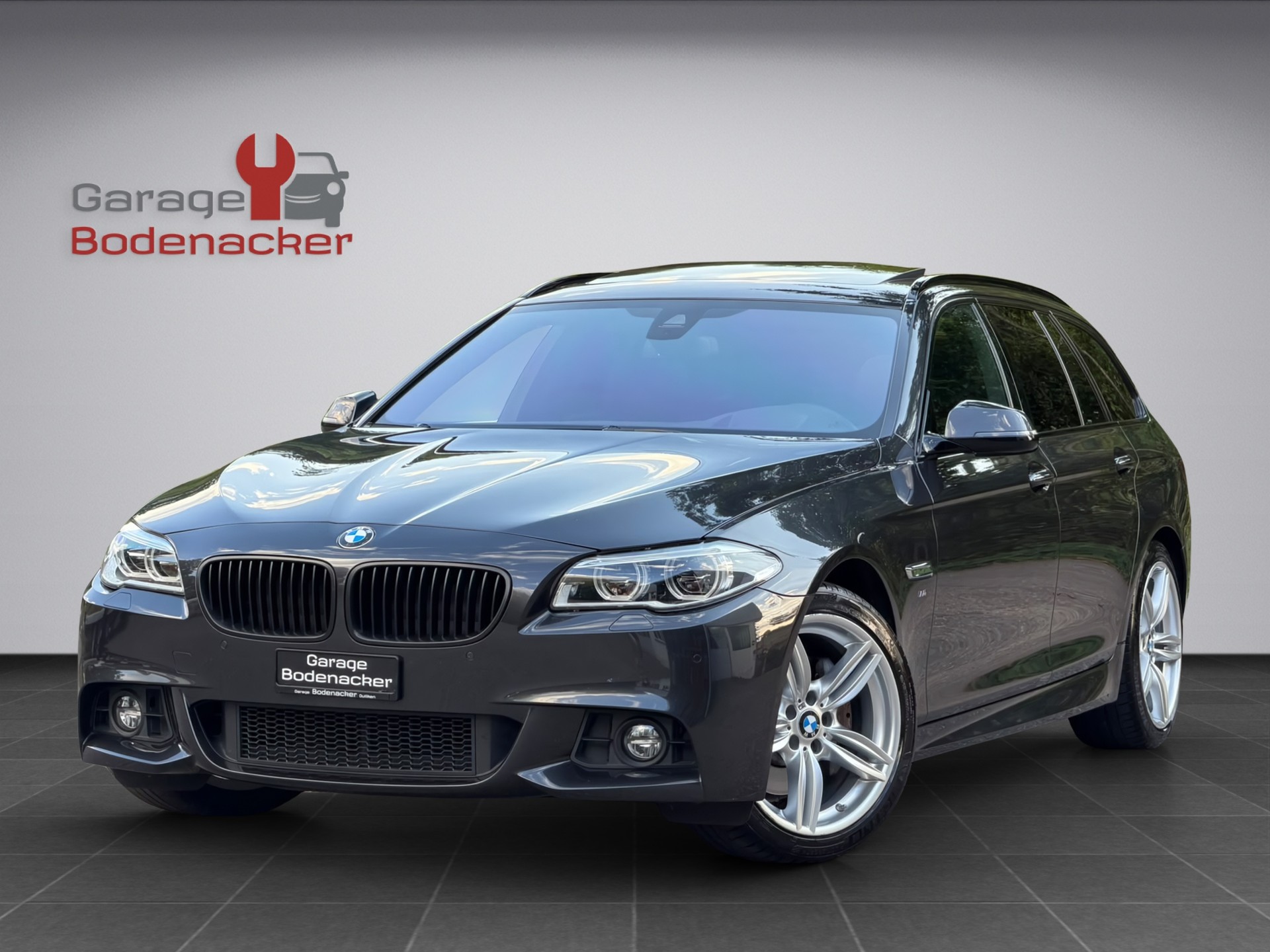 BMW 530d Touring xDrive Steptronic * M Sport Paket * Facelift*-image-0