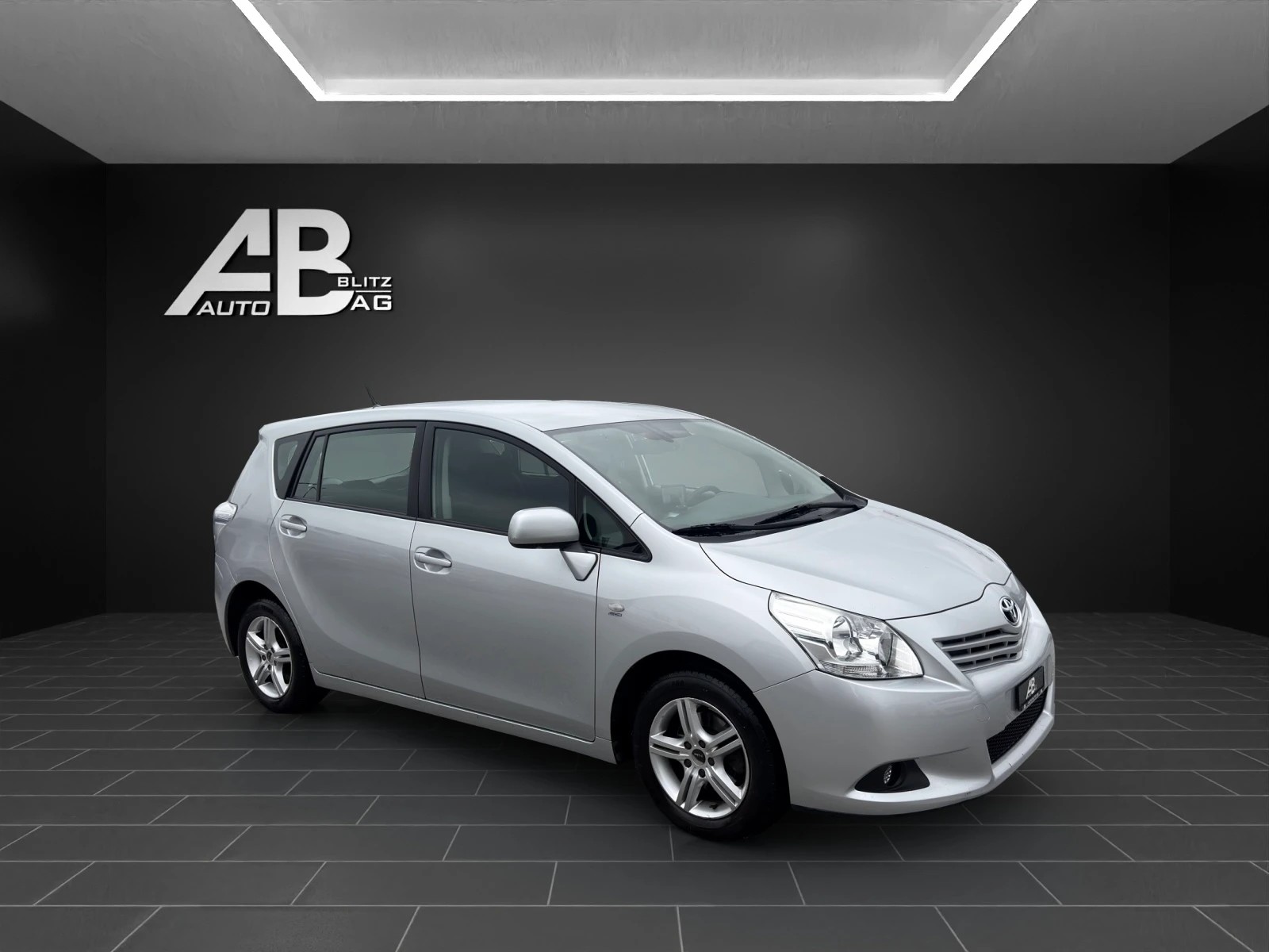 TOYOTA Verso 1.8 Linea Sol Multidrive * 7-Plätzer *-image-5