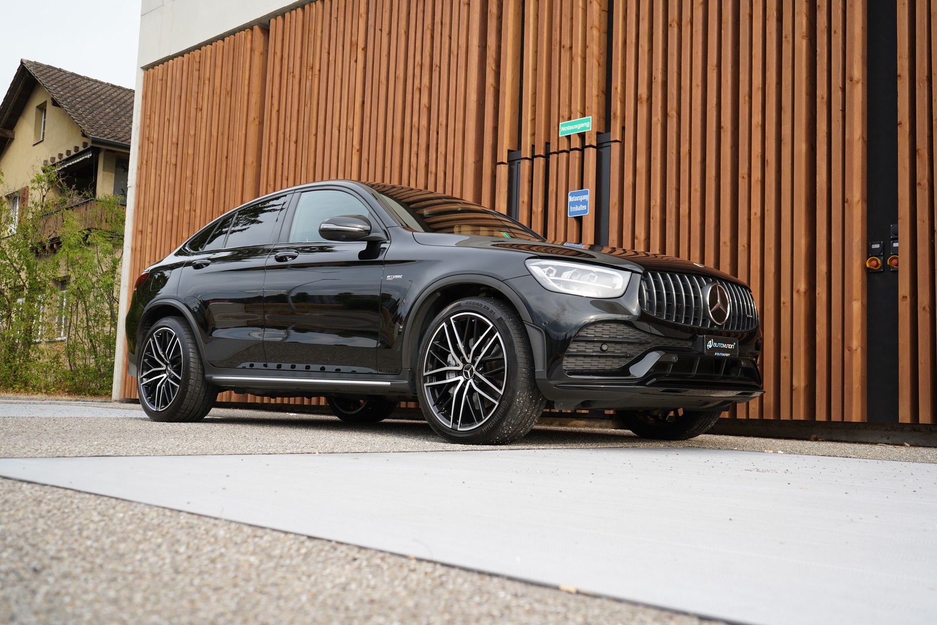 MERCEDES-BENZ GLC COUPÉ 43 AMG BLACK 4MATIC 9G-TRONIC l 390 PS-image-8
