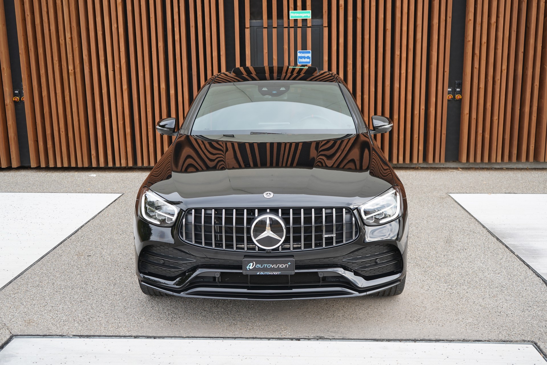 MERCEDES-BENZ GLC COUPÉ 43 AMG BLACK 4MATIC 9G-TRONIC l 390 PS-image-11