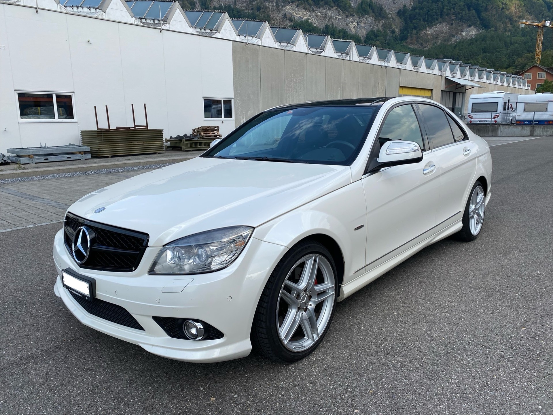 MERCEDES-BENZ C 350 V6 Avantgarde-image-0