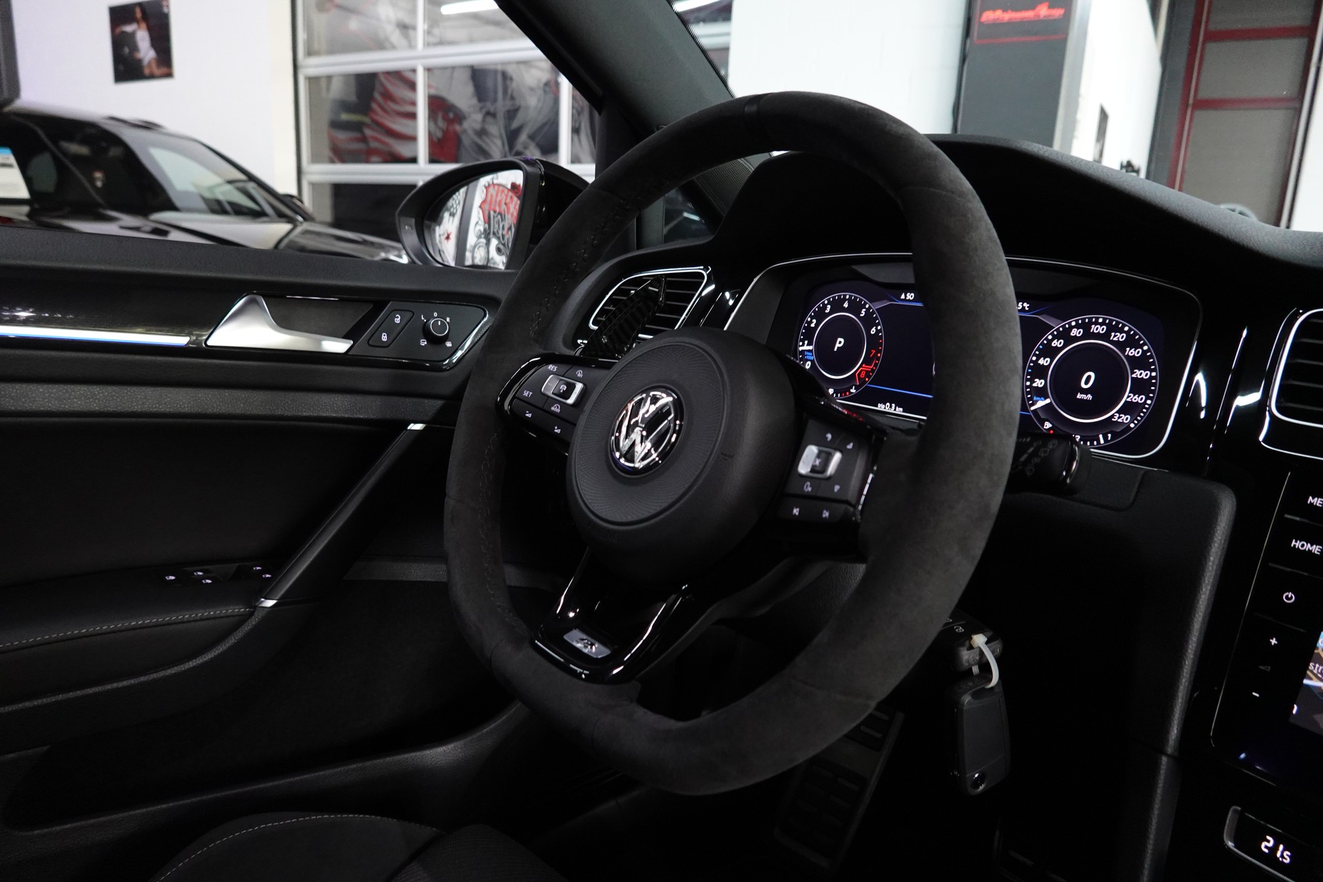 VW GOLF 2.0 TSI R 4MOTION DSG CH-FZ APR RACE ON-image-44