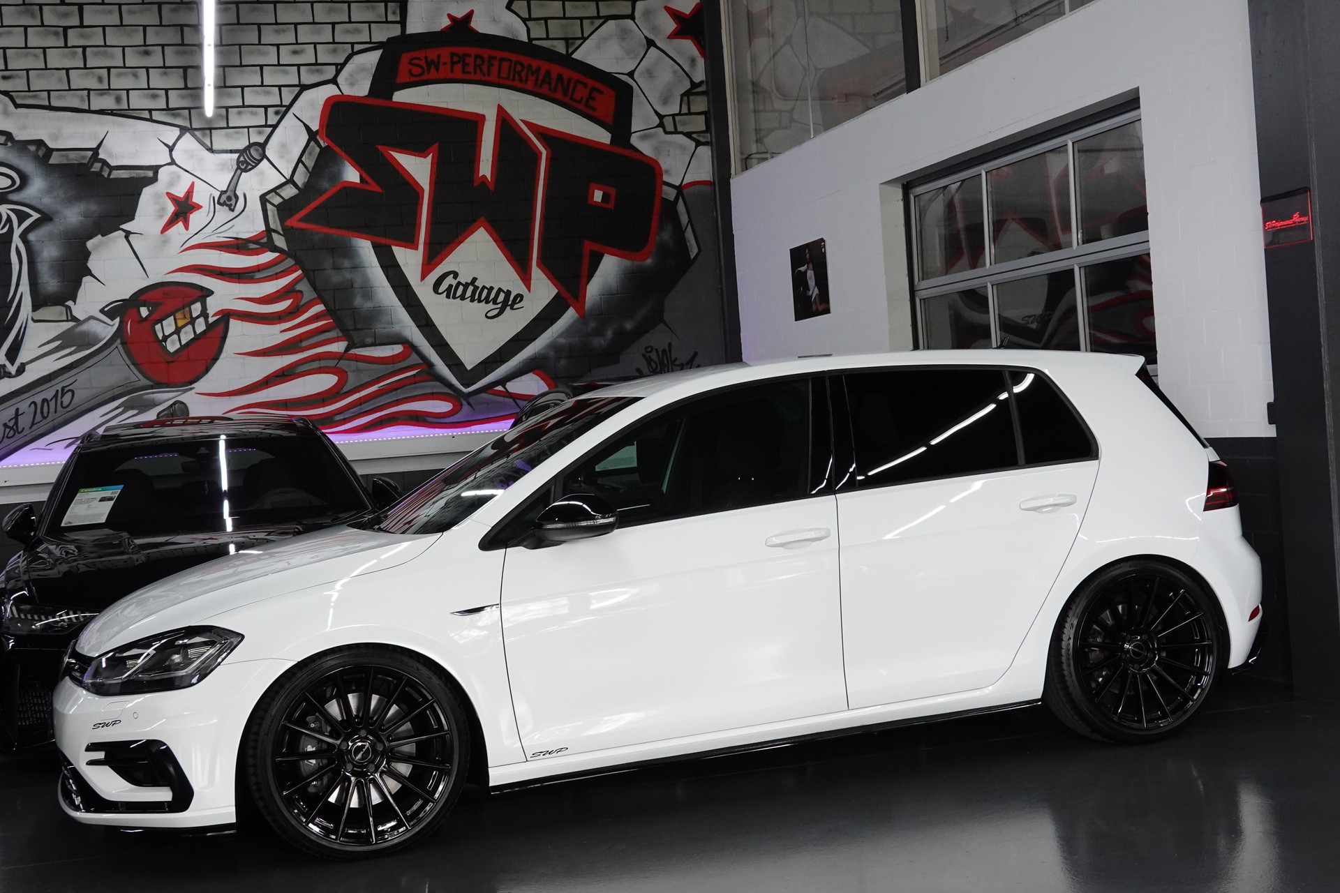 VW GOLF 2.0 TSI R 4MOTION DSG CH-FZ APR RACE ON-image-1