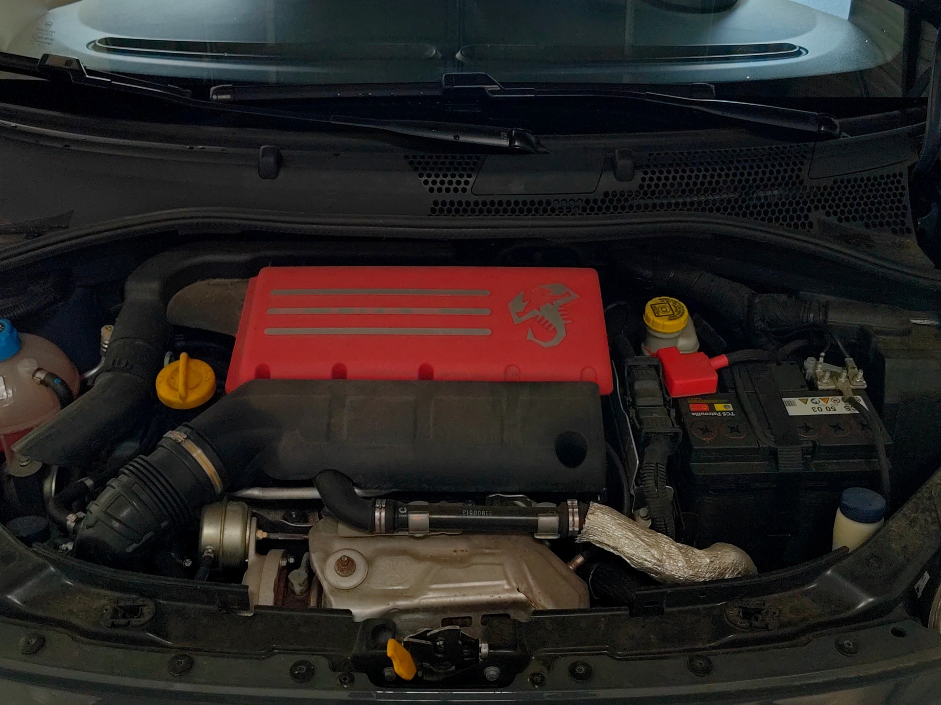 FIAT 595C 1.4 16V Turbo Abarth Turismo Dualogic-image-26
