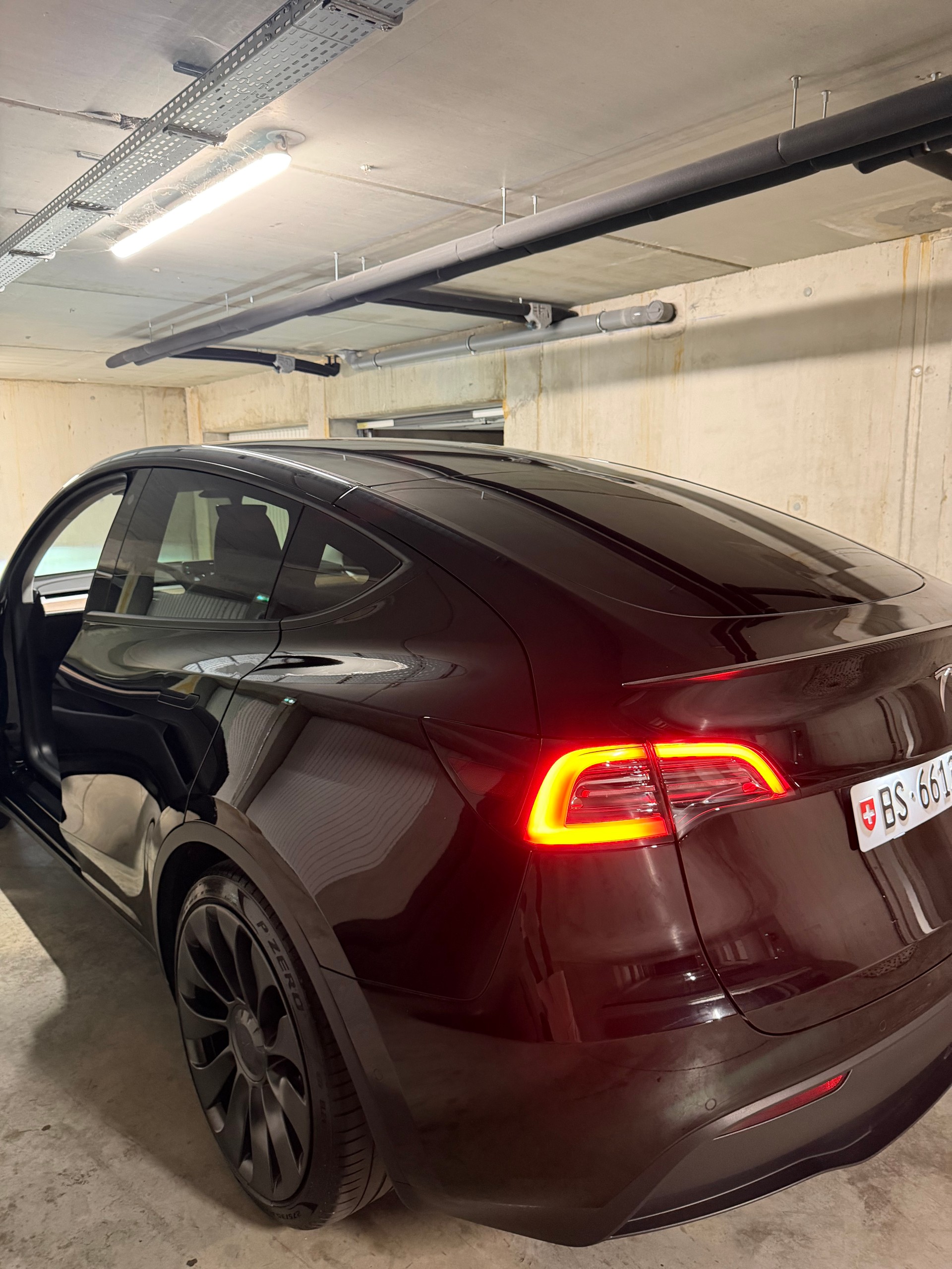 TESLA Performance D-image-2