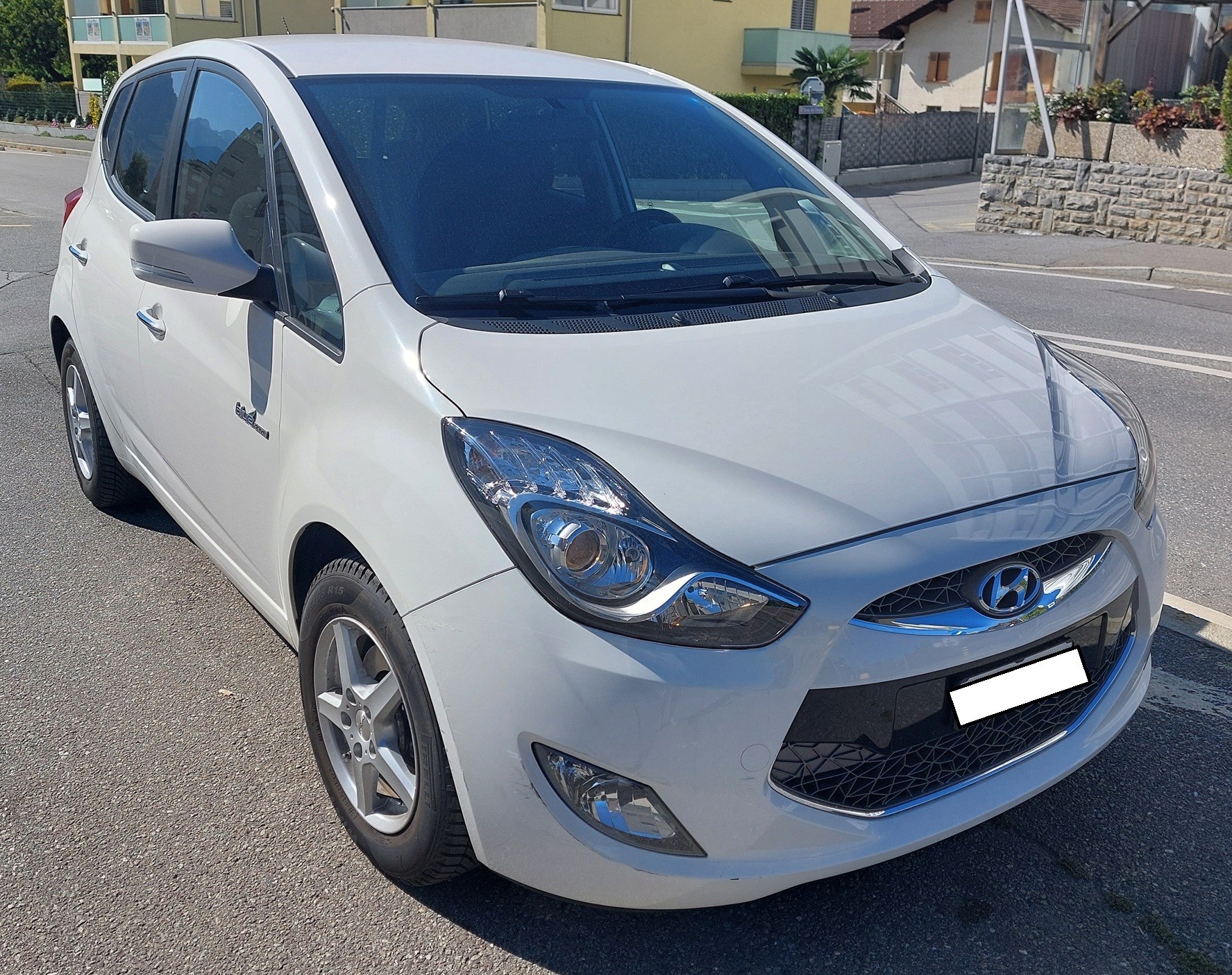 HYUNDAI 1.6 Amplia