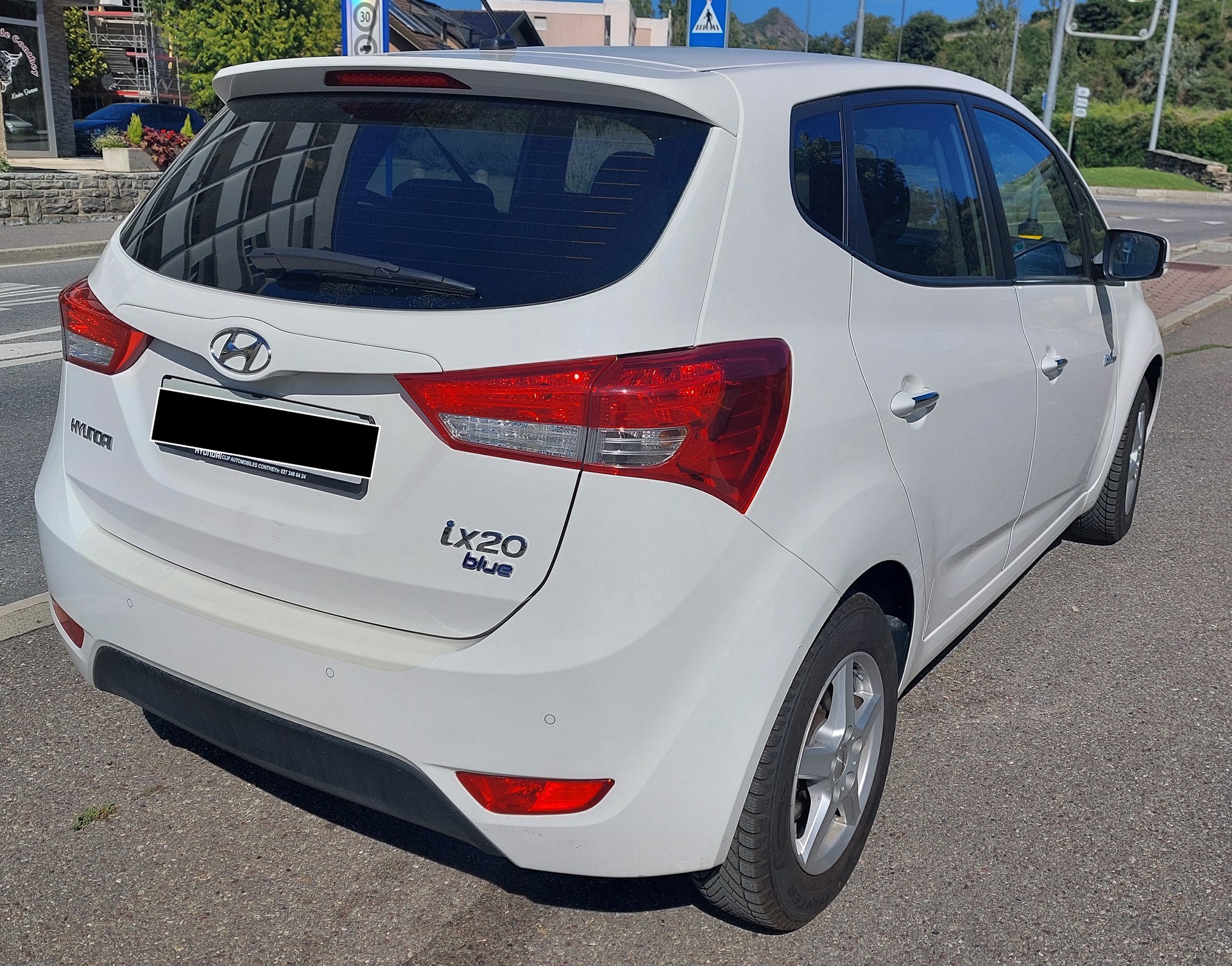 HYUNDAI 1.6 Amplia-image-5