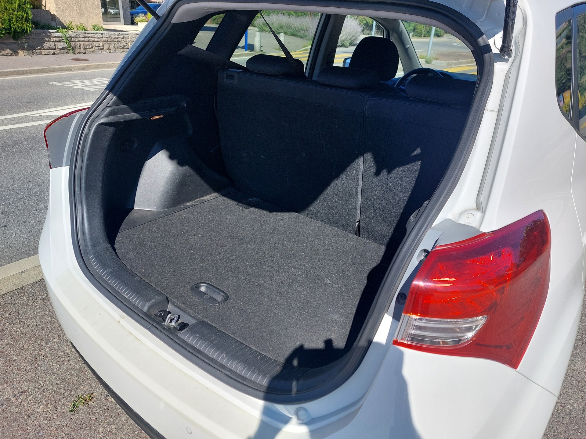 HYUNDAI 1.6 Amplia-image-4